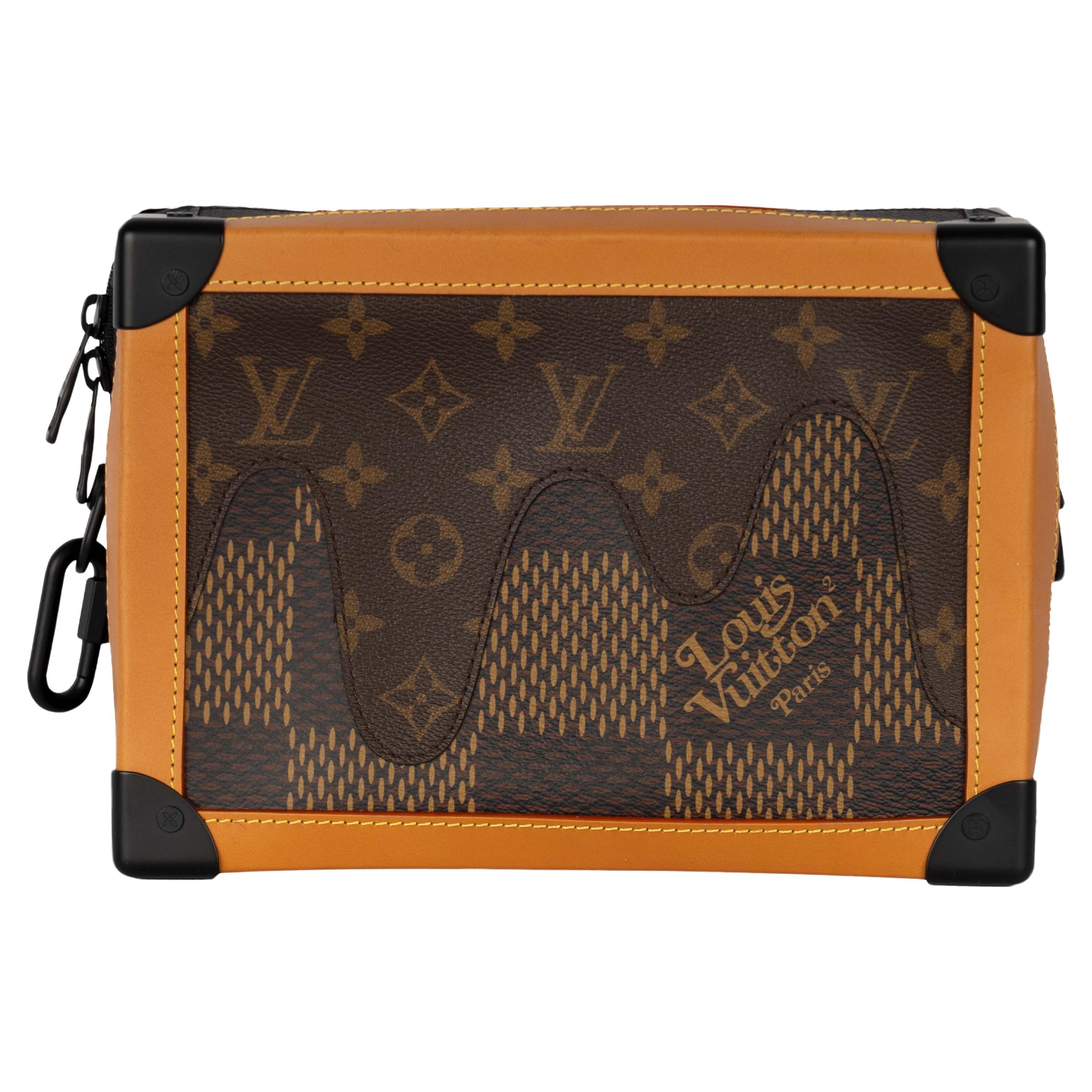 Louis Vuitton Mini Soft Trunk Nebula autres Toiles Monogram