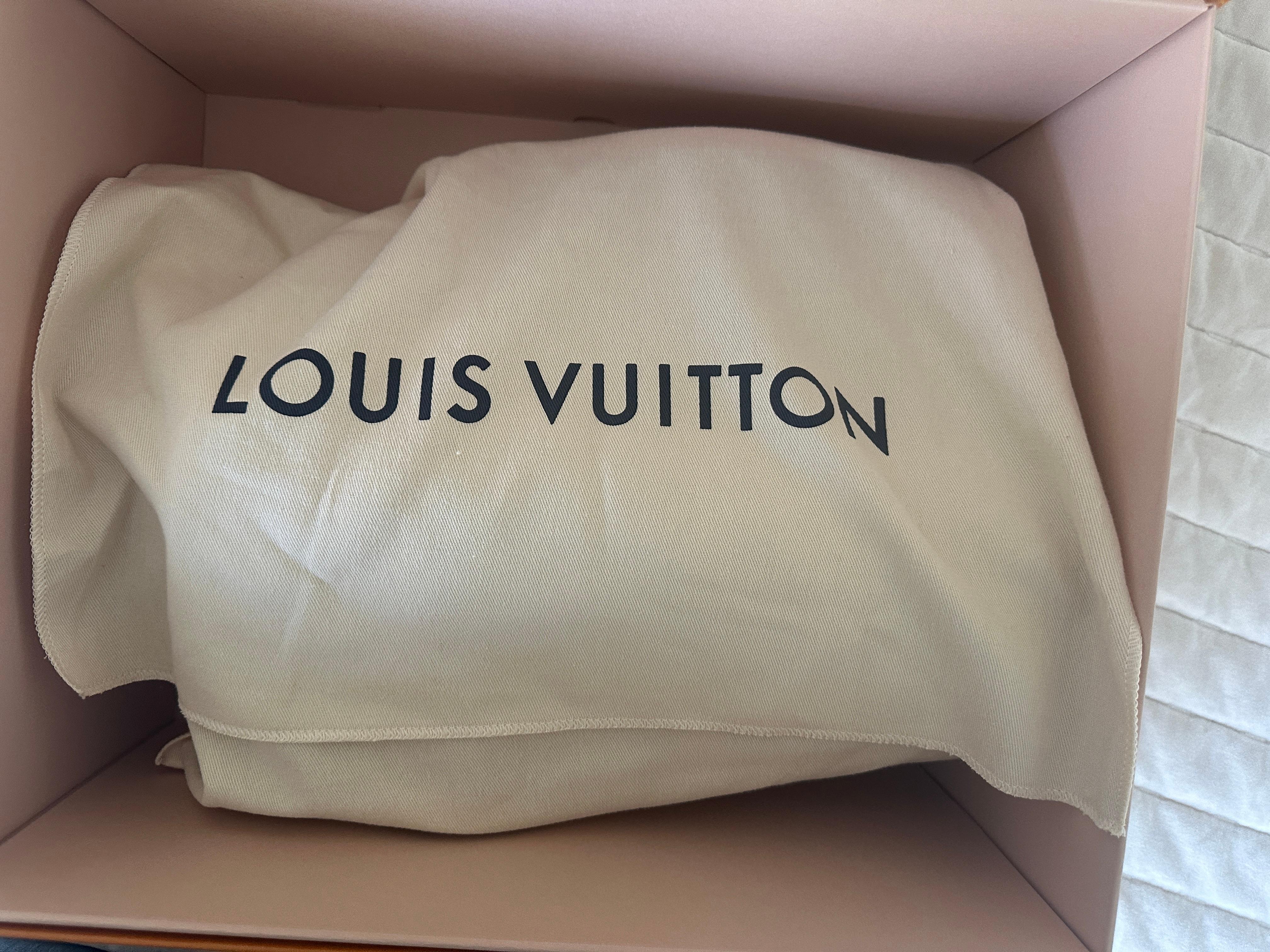 Noir LOUIS VUITTON LV x TM Takashi Papillon et Mini Papillon Cherry Blossom en vente