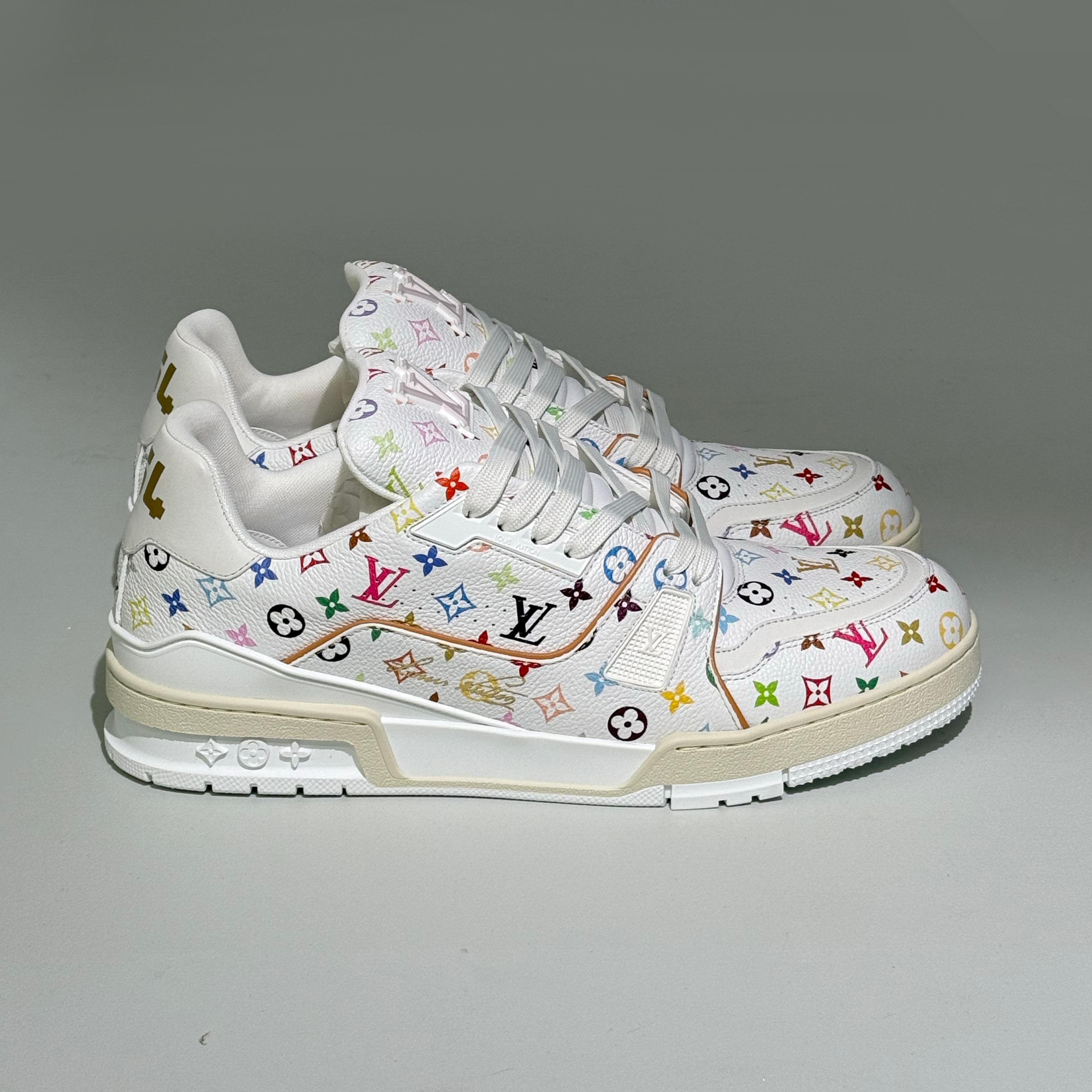 Gray Louis Vuitton LV X TM Trainer Sneaker Men Shoes Size 9 US White- Multicolor For Sale