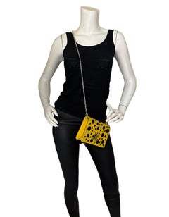 Louis Vuitton LV x YK Juane Noir Epi Leather Twist Belt Chain Wallet Bag