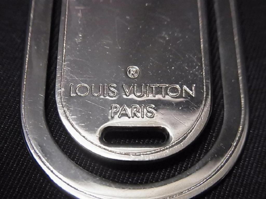 Louis Vuitton M65067 Benches A Bie Porte Adress Money Clip 240164 at 1stDibs