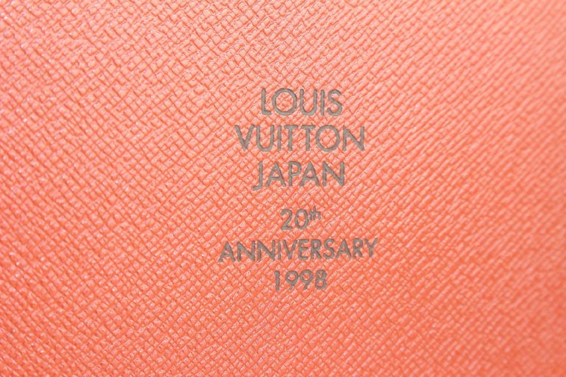 Women's Louis Vuitton M99074 Limited Damier Ebene Japan 20th Anniversary Cd Case For Sale