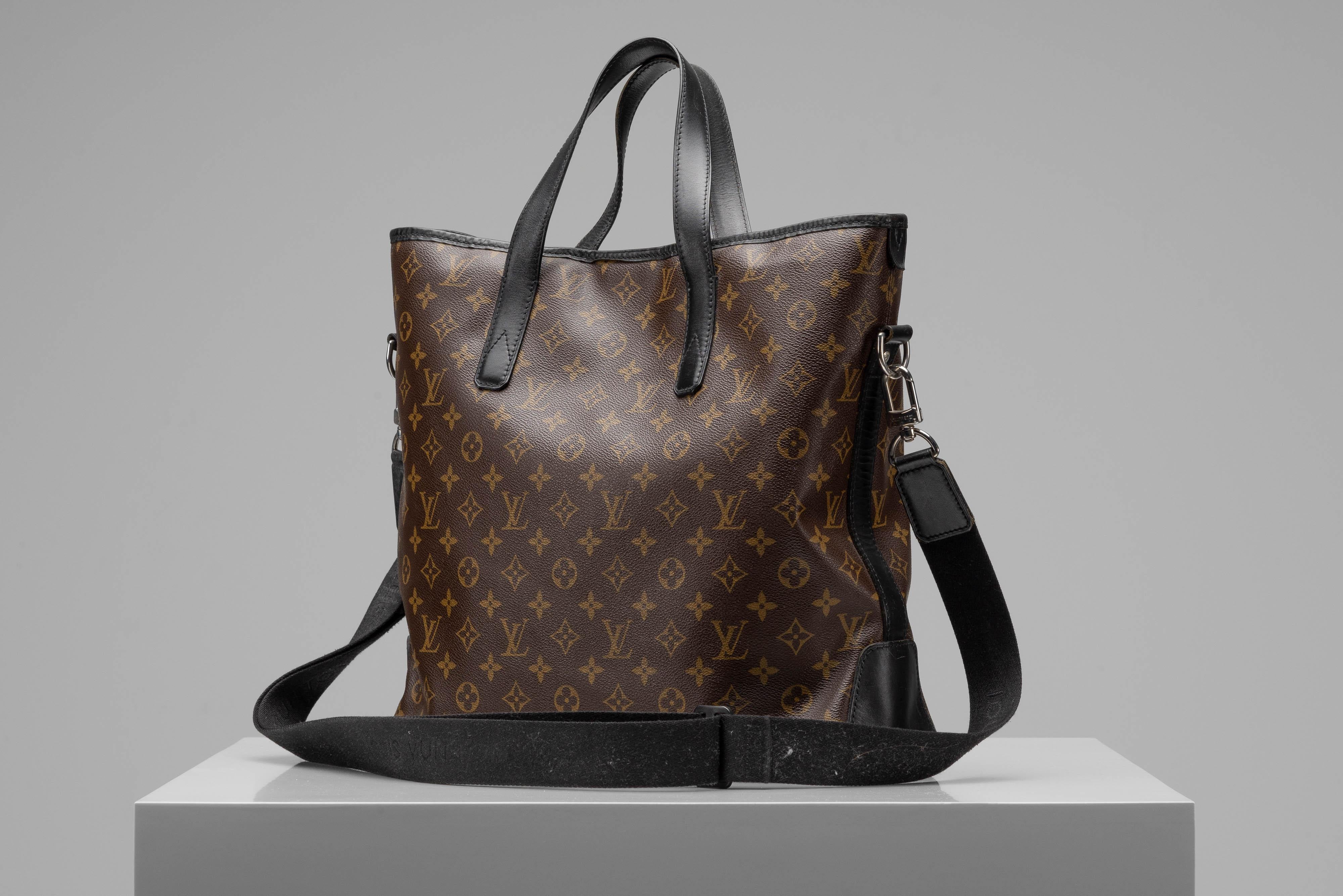 Louis Vuitton Macassar Davis Shopper Canvas Tote Bag In Good Condition For Sale In Roosendaal, NL