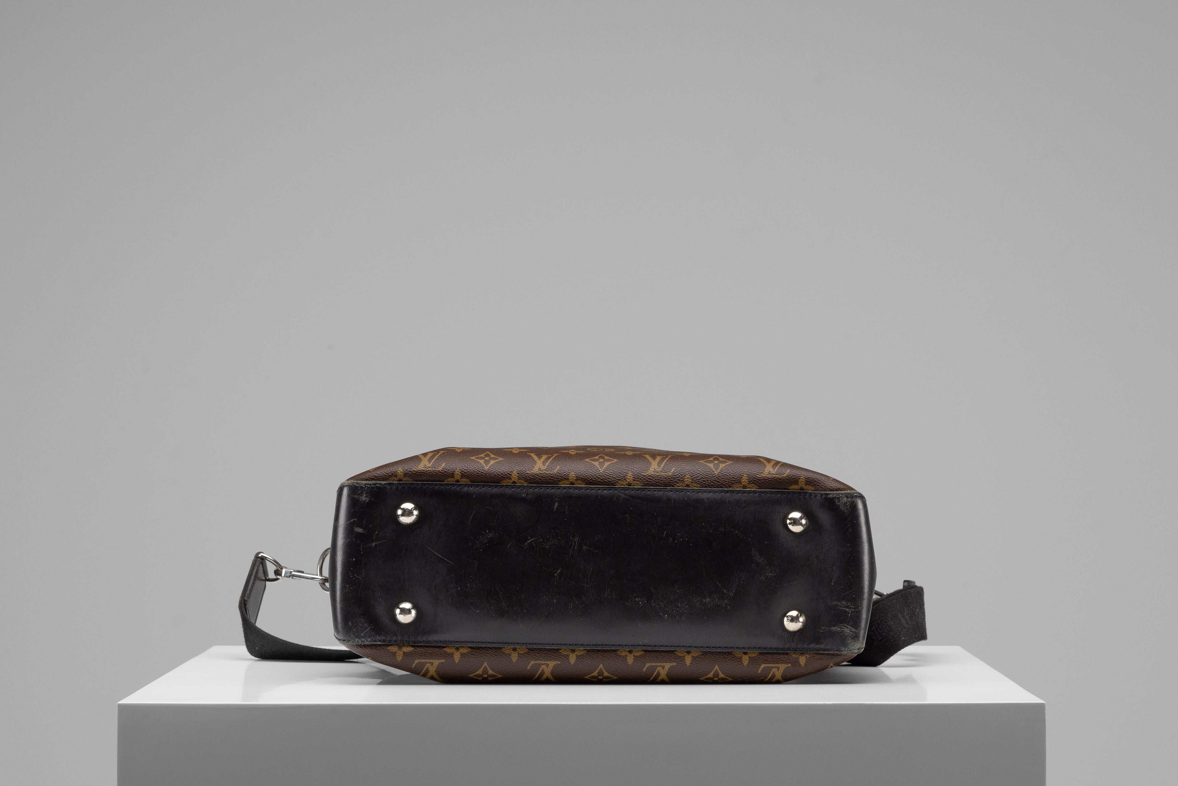 Louis Vuitton Macassar Davis Shopper Canvas Tote Bag For Sale 4
