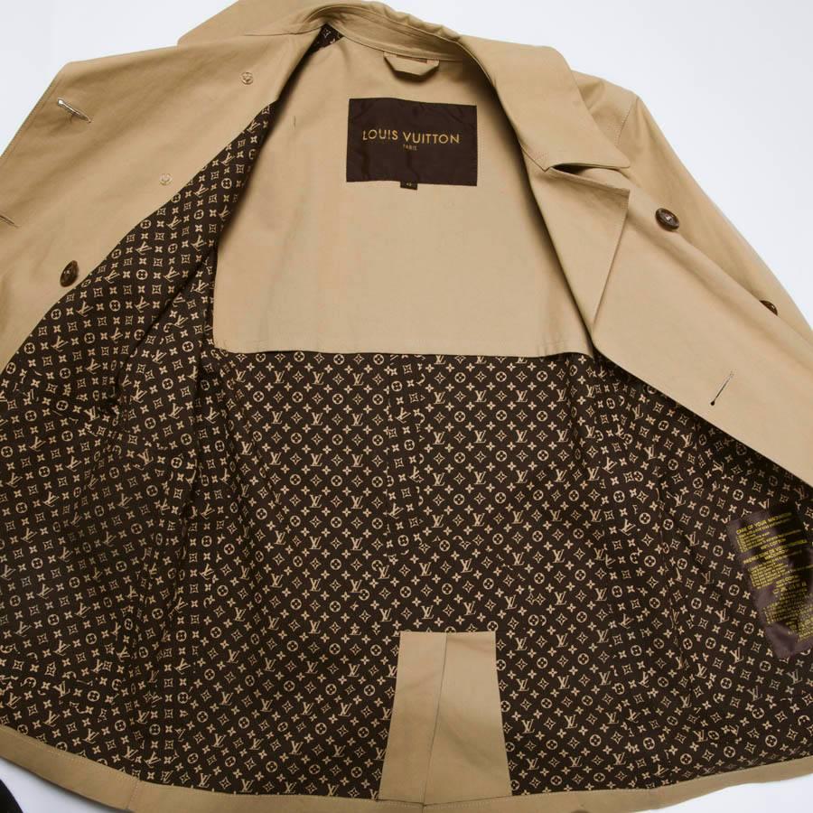 LOUIS VUITTON Mackintosh Raincoat in Beige Cotton Size 42  3