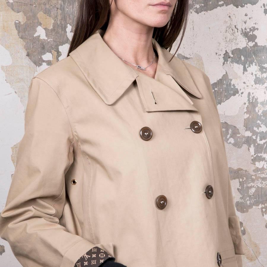 Women's LOUIS VUITTON Mackintosh Raincoat in Beige Cotton Size 42 