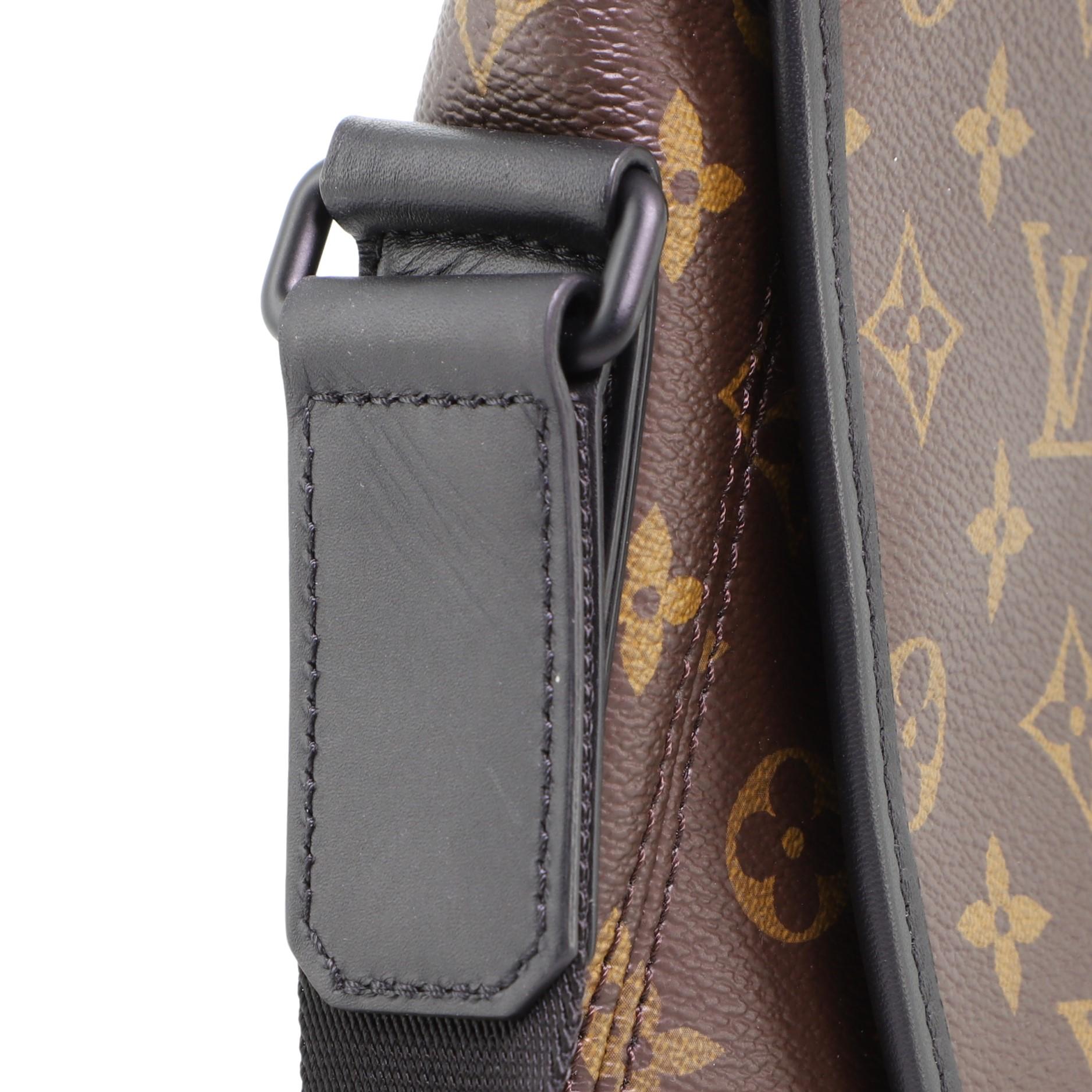 Louis Vuitton Magnetic Messenger Bag Macassar Monogram Canvas In Good Condition In NY, NY