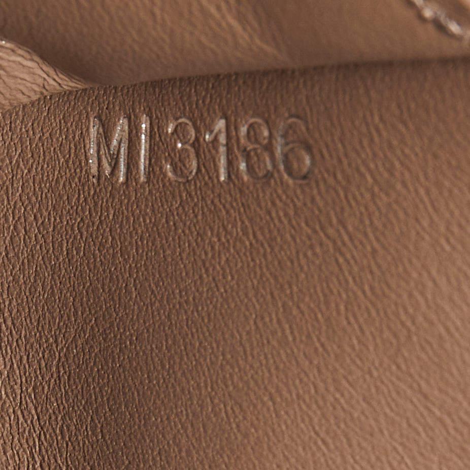 Louis Vuitton Magnolia Leather Capucines Compact Wallet 7