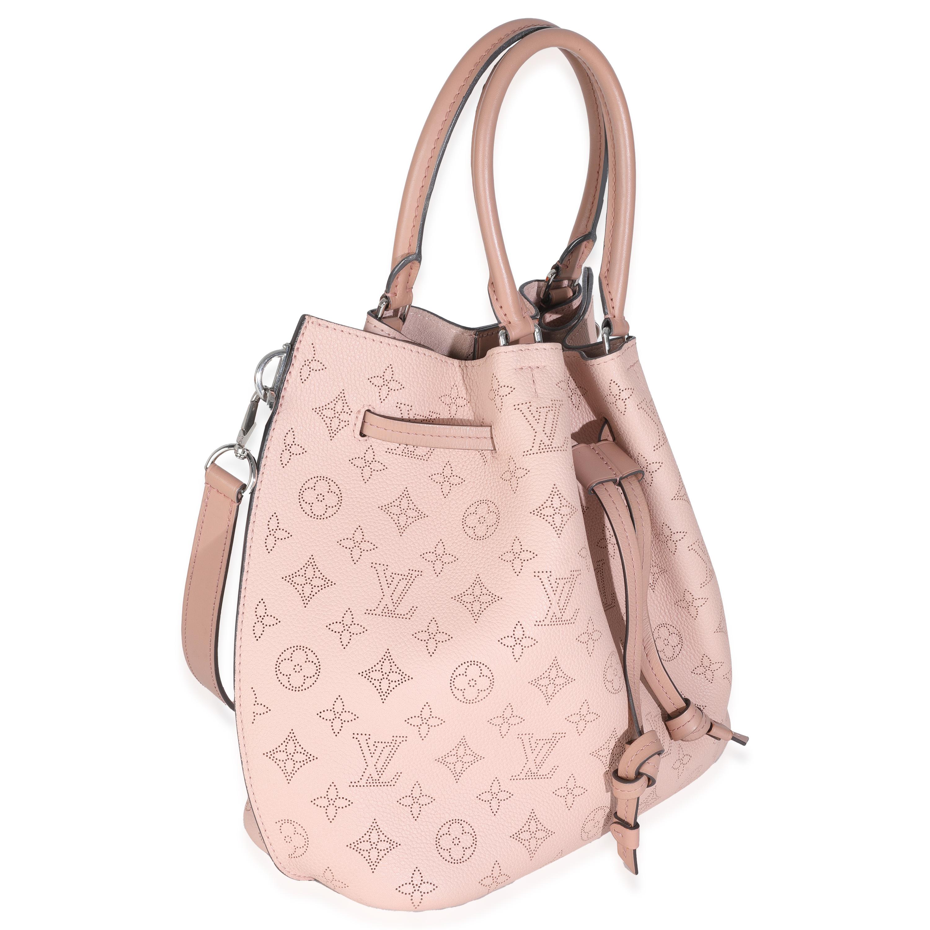 Beige Louis Vuitton Monogram Magnolia Mahina Girolata in vendita