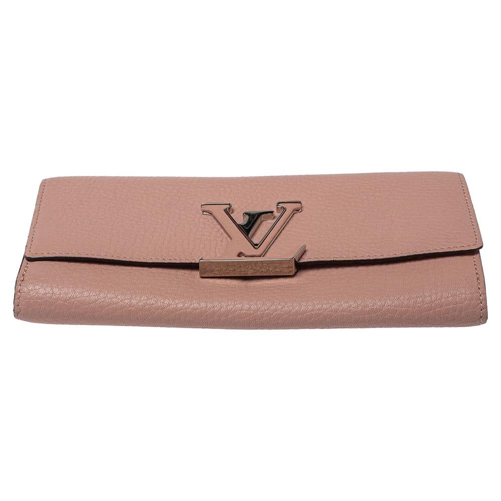 Louis Vuitton Magnolia Taurillon Leather Capucines Wallet In Good Condition In Dubai, Al Qouz 2