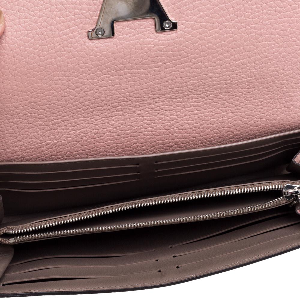 Louis Vuitton Magnolia Taurillon Leather Capucines Wallet In Good Condition In Dubai, Al Qouz 2