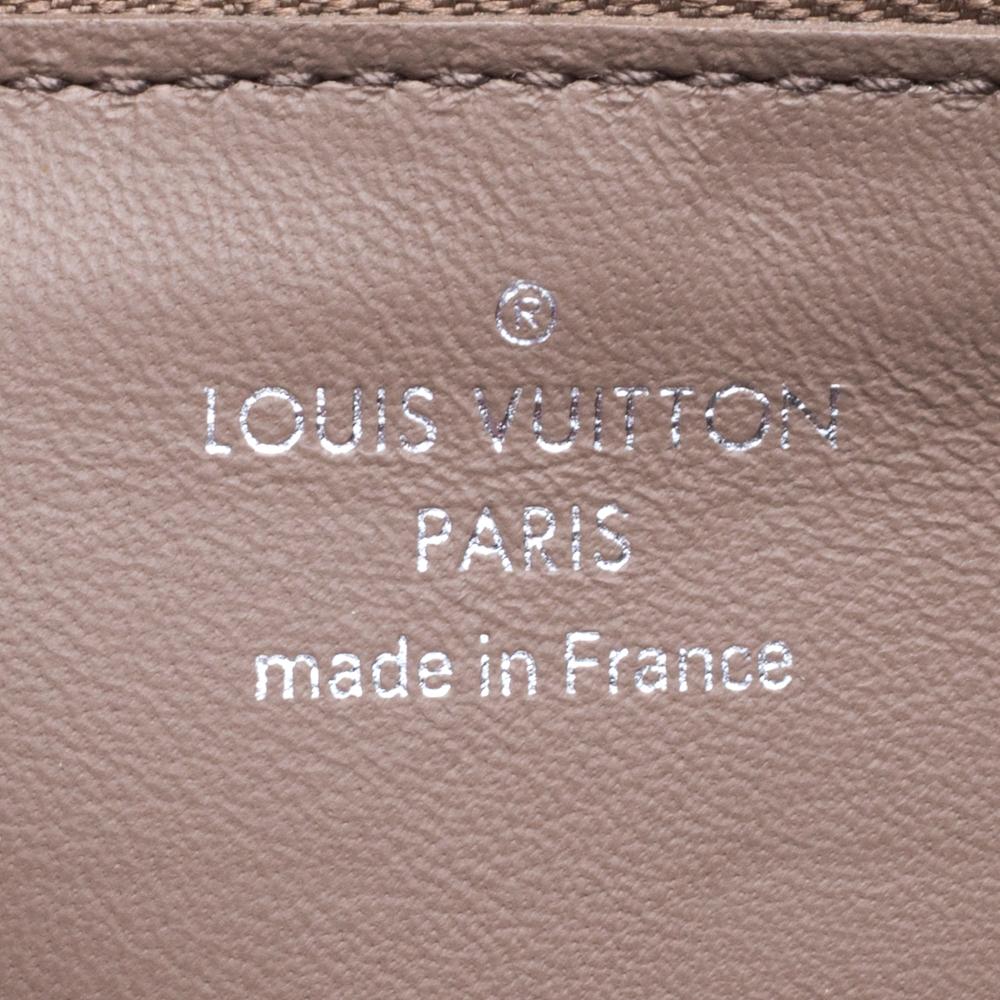 Louis Vuitton Magnolia Taurillon Leather Capucines Wallet 1