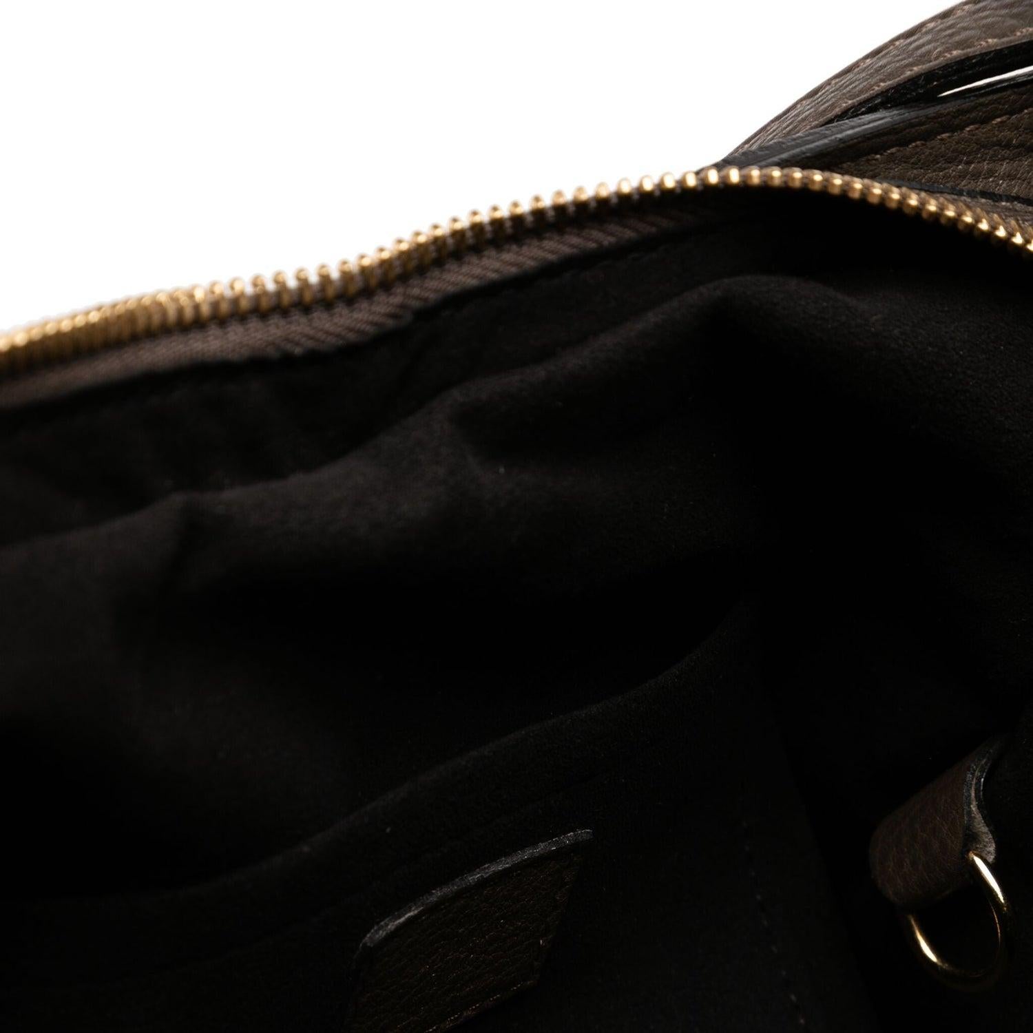 Louis Vuitton Mahina Hobo Tote In Excellent Condition For Sale In London, GB