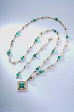 Louis Vuitton Malachite Diamond Pendant Chalcedony and Gold Chain Necklace