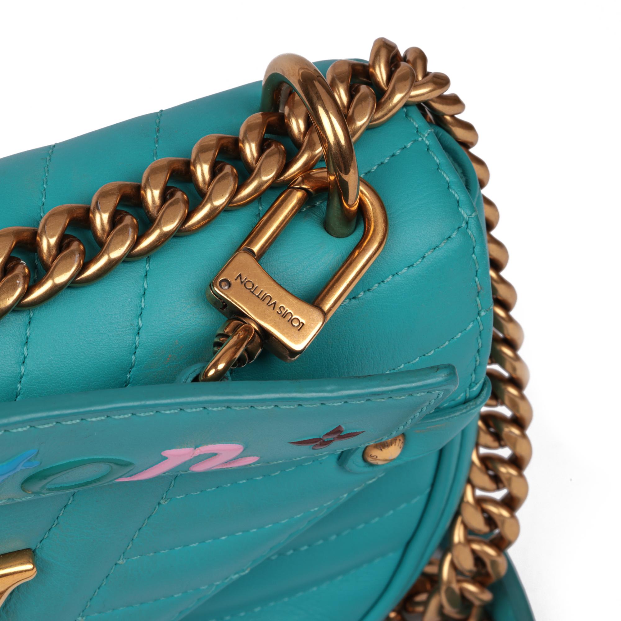 LOUIS VUITTON Malibu Green Quilted Calfskin Leather New Wave Chain PM For Sale 4