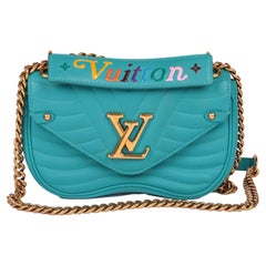 LOUIS VUITTON Malibu Green Quilted Calfskin Leather New Wave Chain PM