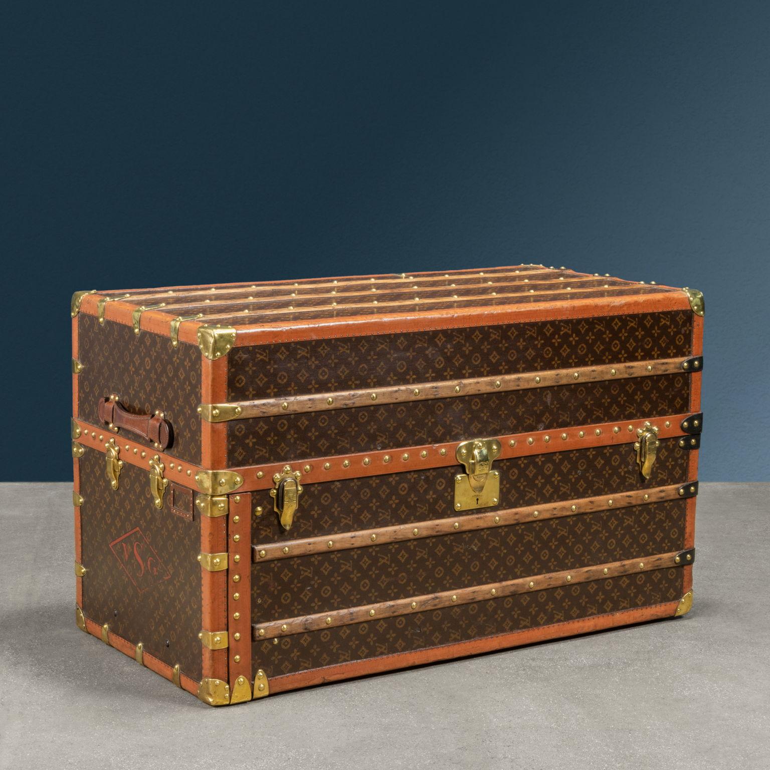 Louis Vuitton Malle Armoire Parigi 1935 ca. in vendita 1