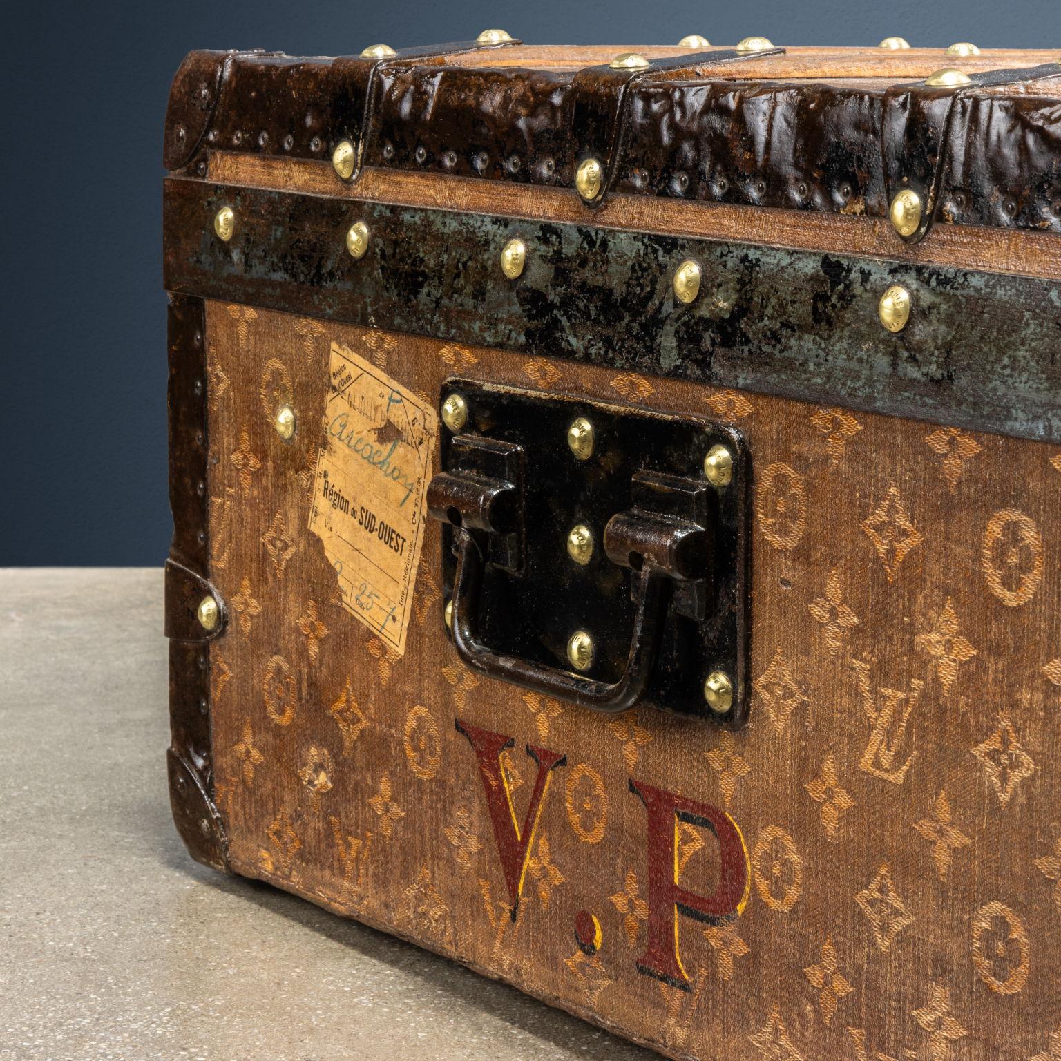 French Louis Vuitton Malle Cabine. Paris, 1899-1904 For Sale