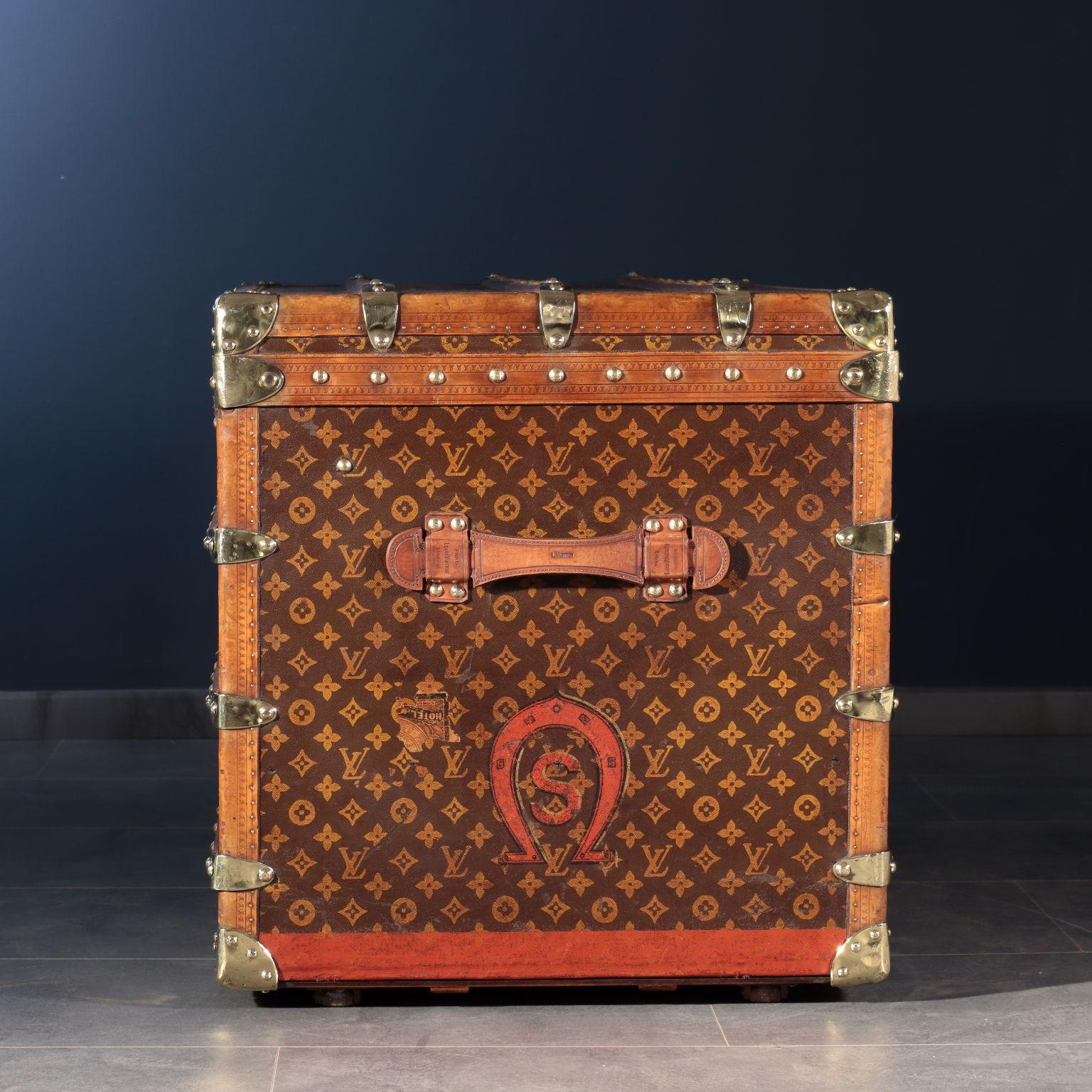 Louis Vuitton Malle Courrier Case Oil Cloth Brass, 1920s 6