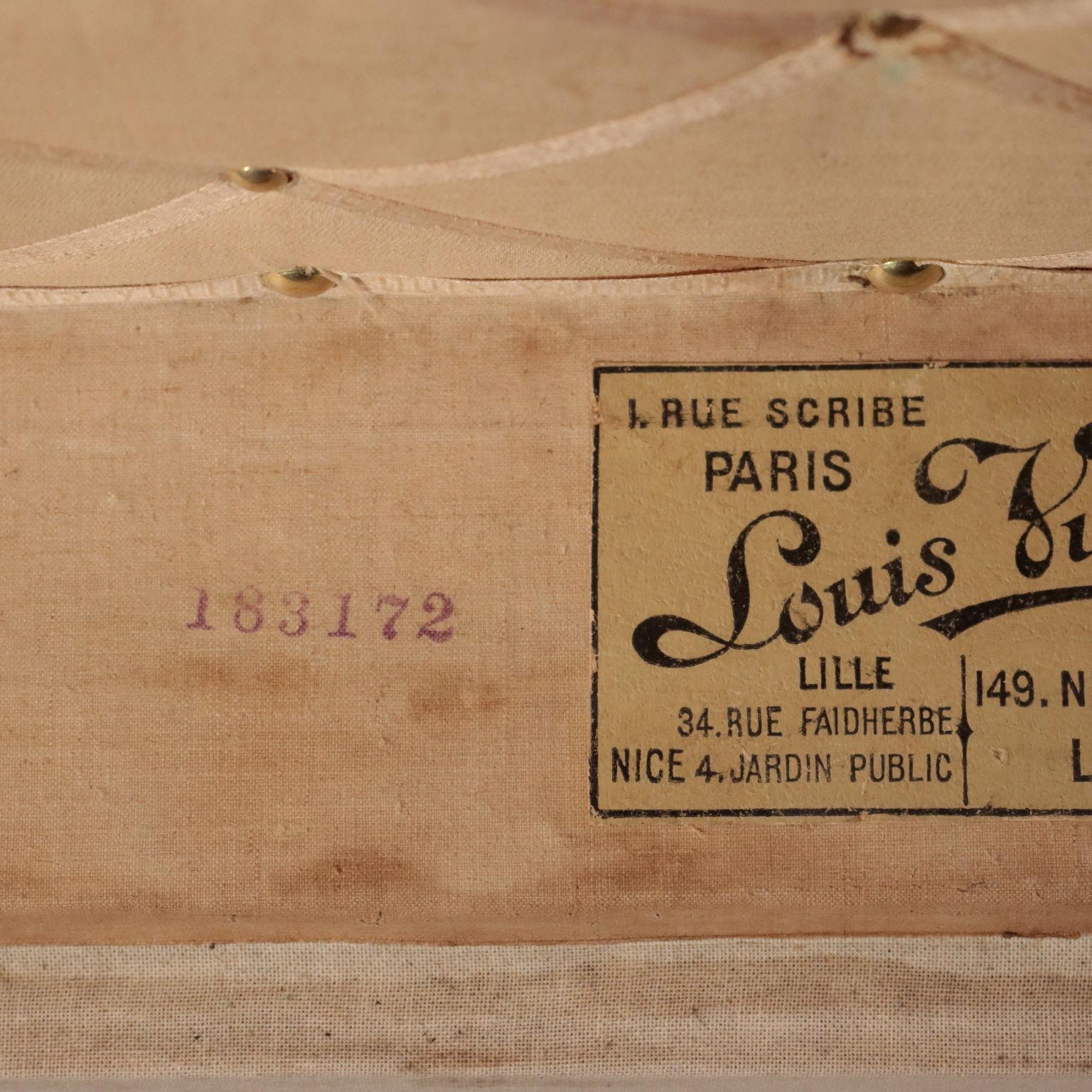 Louis Vuitton Malle Courrier Case Oil Cloth Brass, 1920s 8