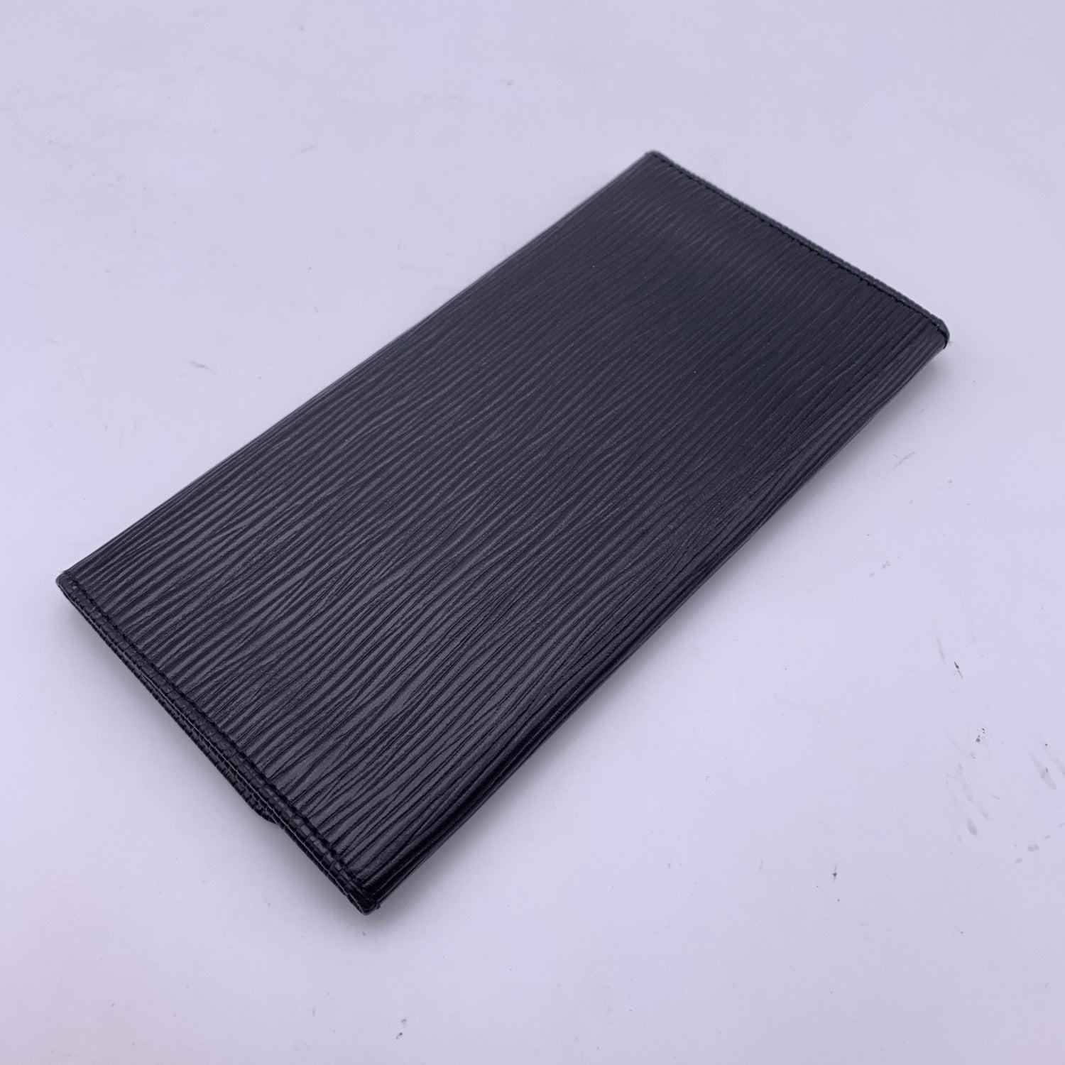 Louis Vuitton Malletier Vintage Black Epi Leather Bifold Bill Wallet 2