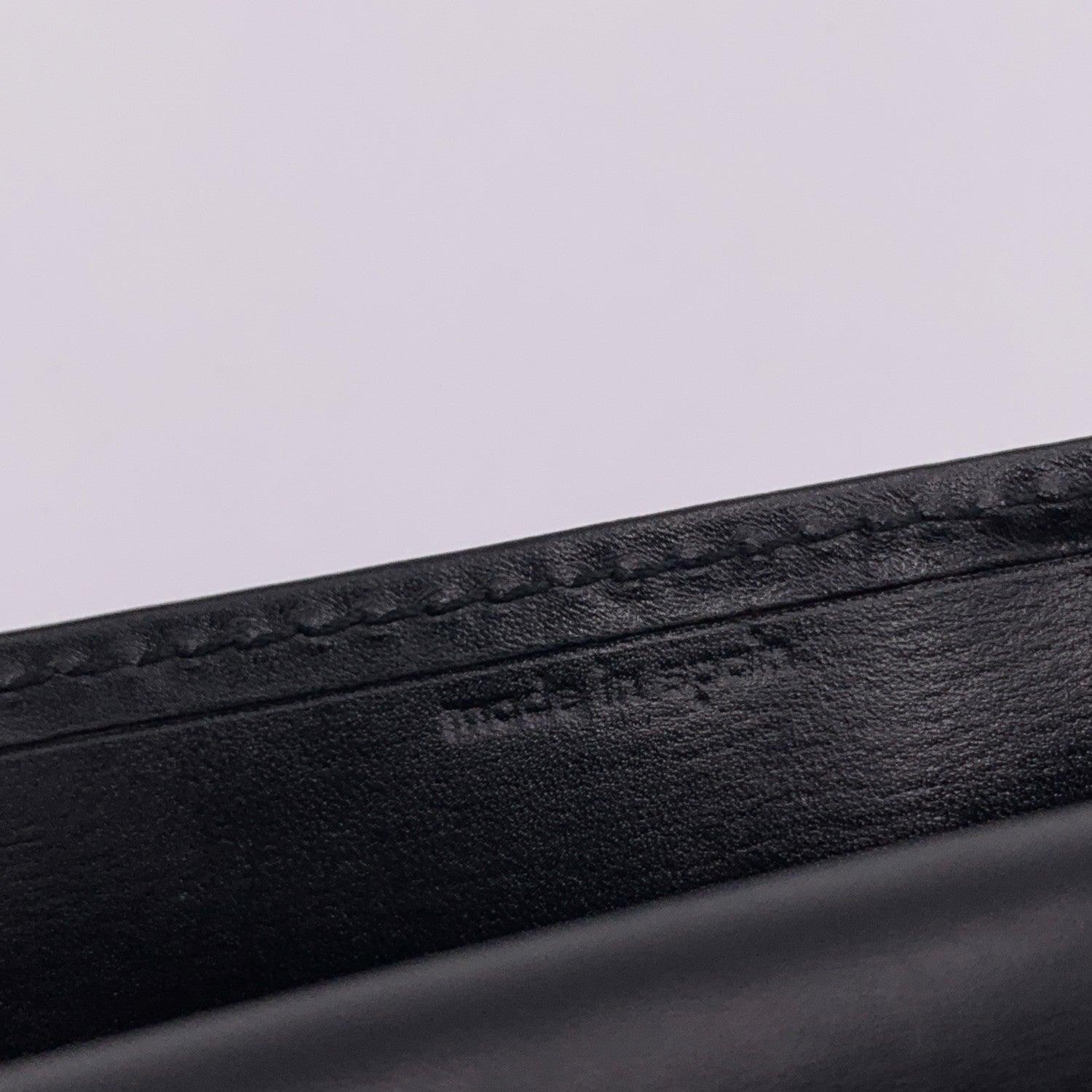 Louis Vuitton Malletier Vintage Black Epi Leather Bifold Bill Wallet For Sale 4