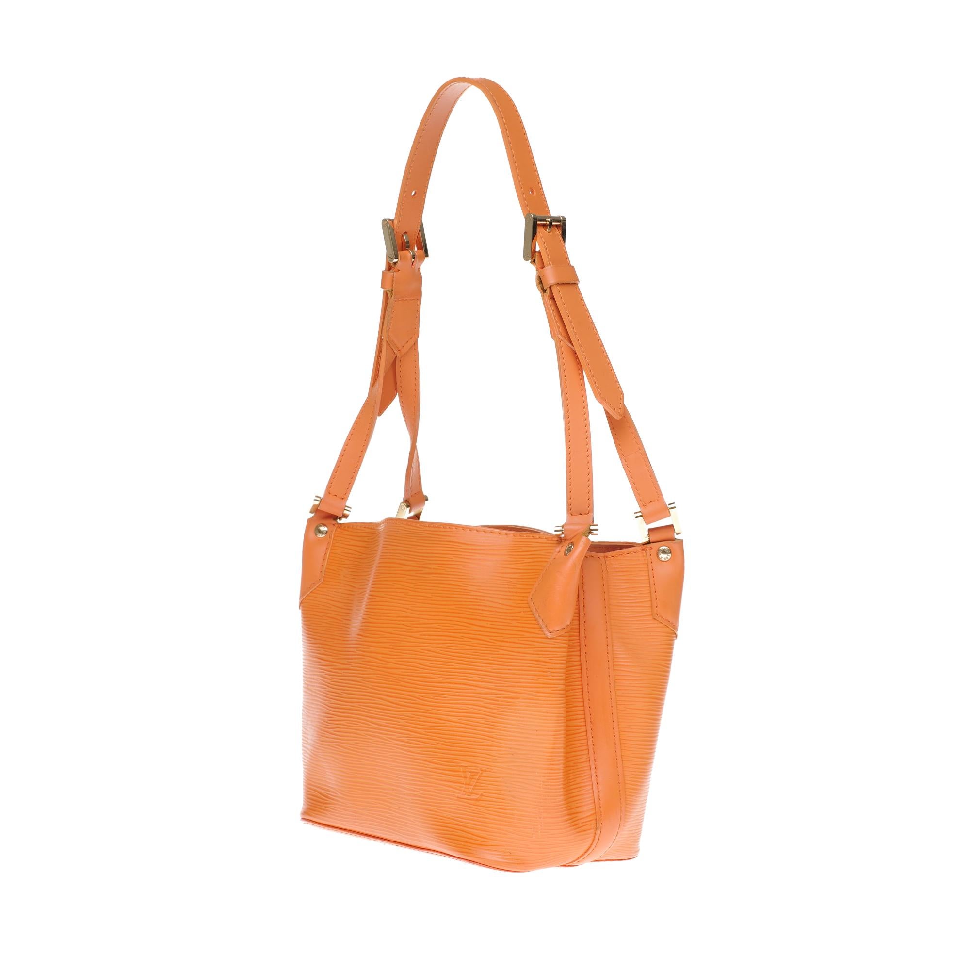 Orange Louis Vuitton Mandara PM hand bag in orange epi leather with gold hardware