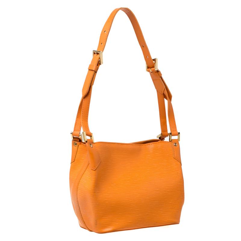 Louis Vuitton Mandarin Epi Leather Mandara PM Bag In Good Condition In Dubai, Al Qouz 2