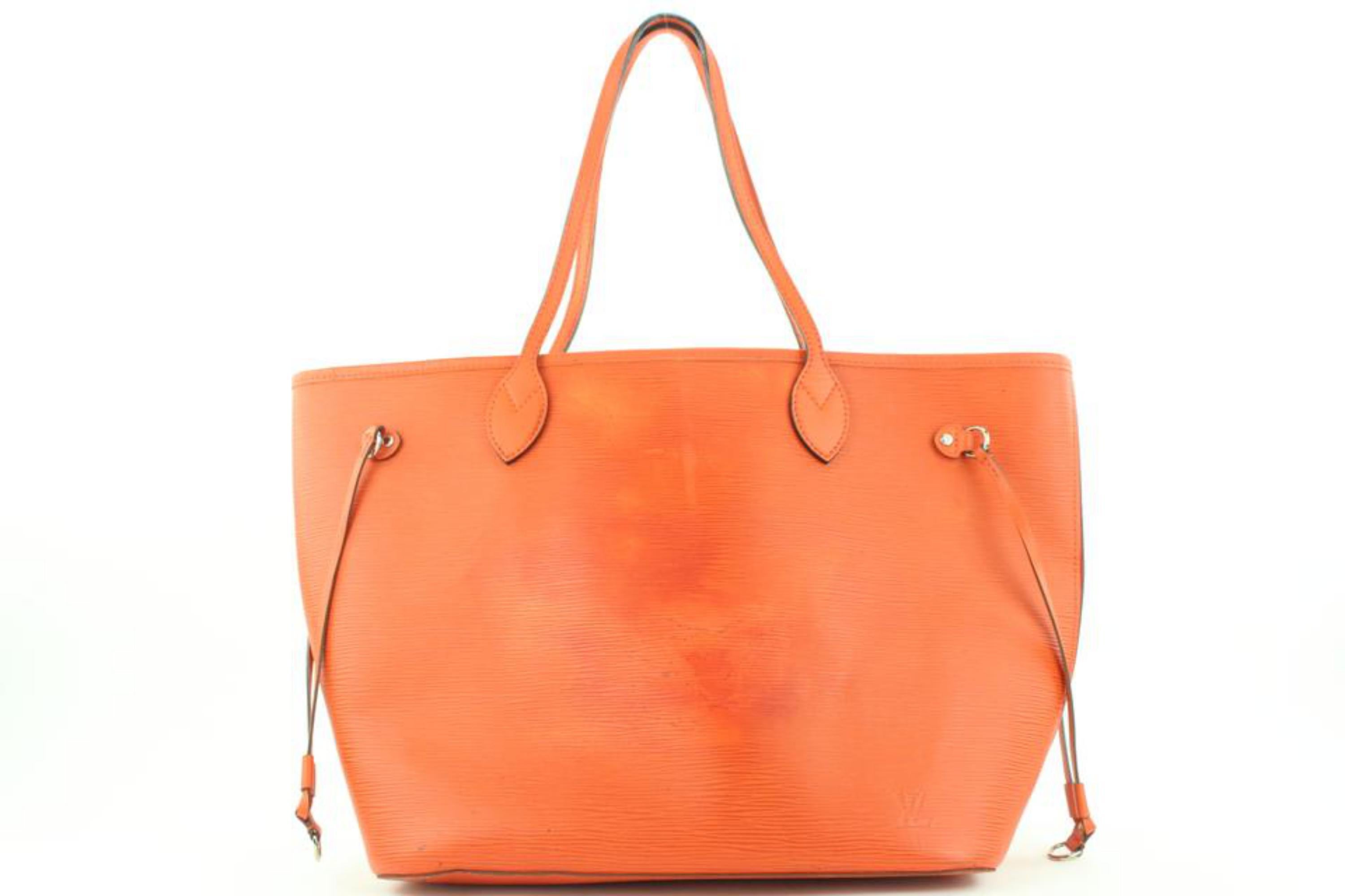 Louis Vuitton Mandarin Orange Epi Cuir Neverfull MM Tote Bag 855344 État moyen - En vente à Dix hills, NY
