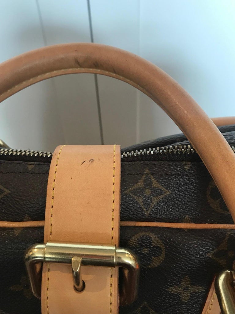 Louis Vuitton Manhattan NM Handbag Monogram Canvas with Leather at 1stDibs