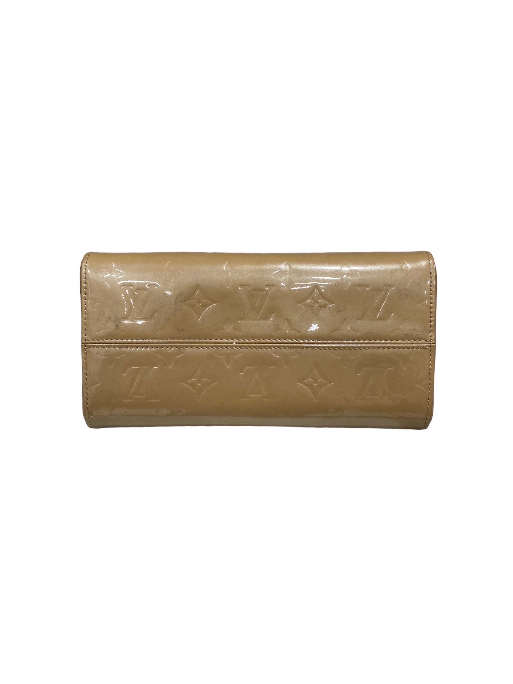 Louis Vuitton Maple Drive Beige Patent Leather In Good Condition In Torre Del Greco, IT