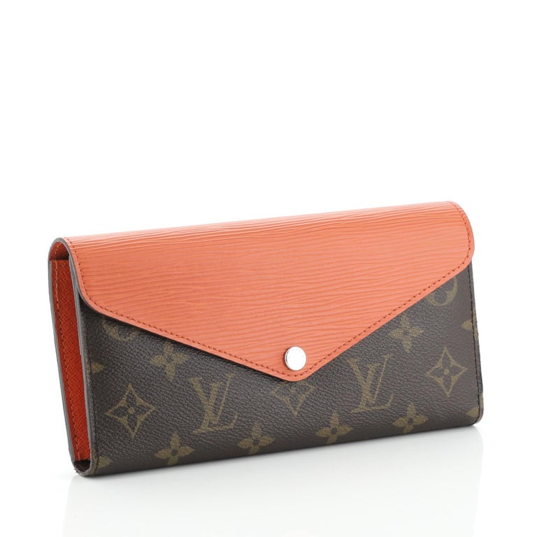 Shop Louis Vuitton Plain Leather Folding Wallet Small Wallet Bridal Logo  (LOU WALLET, M81599 , M81673) by Mikrie