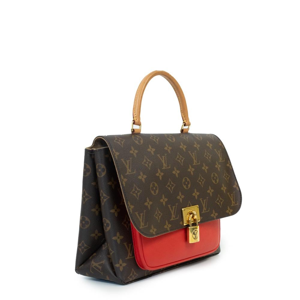 - Designer: LOUIS VUITTON
- Model: Marignan
- Condition: Very good condition. Scratches on the clasp
- Accessories: Dustbag
- Measurements: Width: 28cm , Height: 22cm , Depth: 9cm , Strap: 115cm
- Exterior Material: Canvas
- Exterior Color: Brown
-