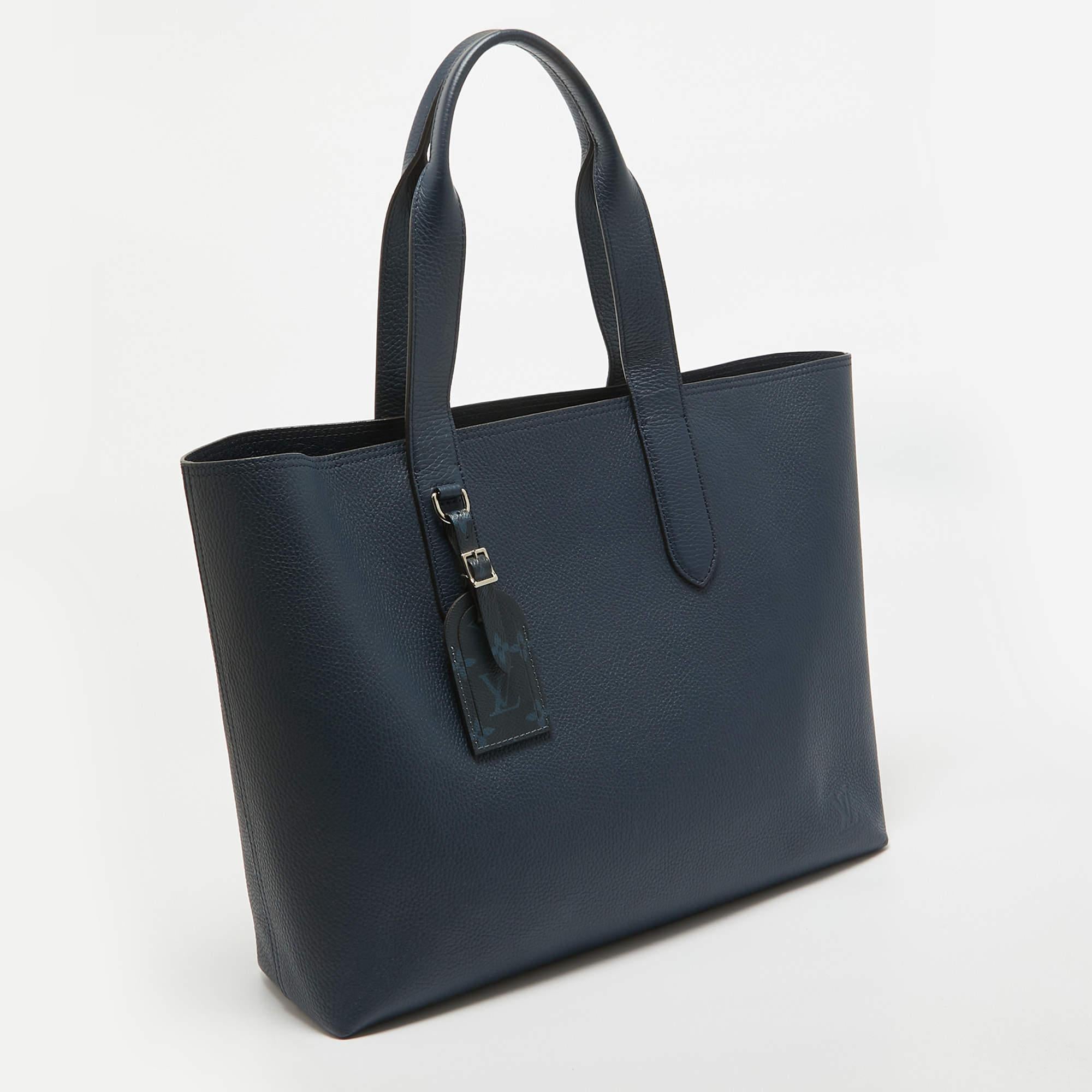 Bolso Louis Vuitton Marine Taurillon Cabas Voyage de piel Negro
