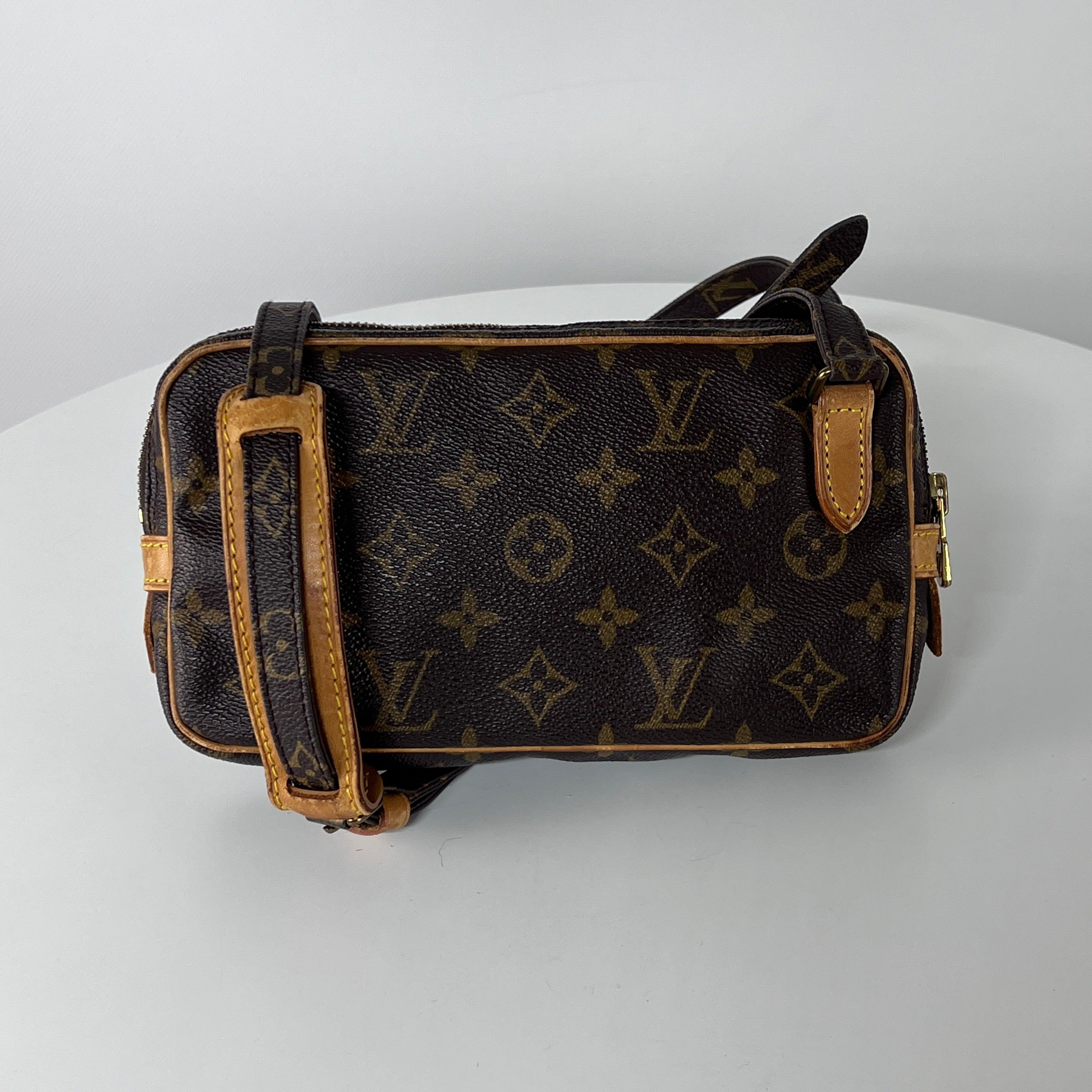 Louis Vuitton Marly Crossbody Bag Monogram Canvas Brown 1990 en vente 1