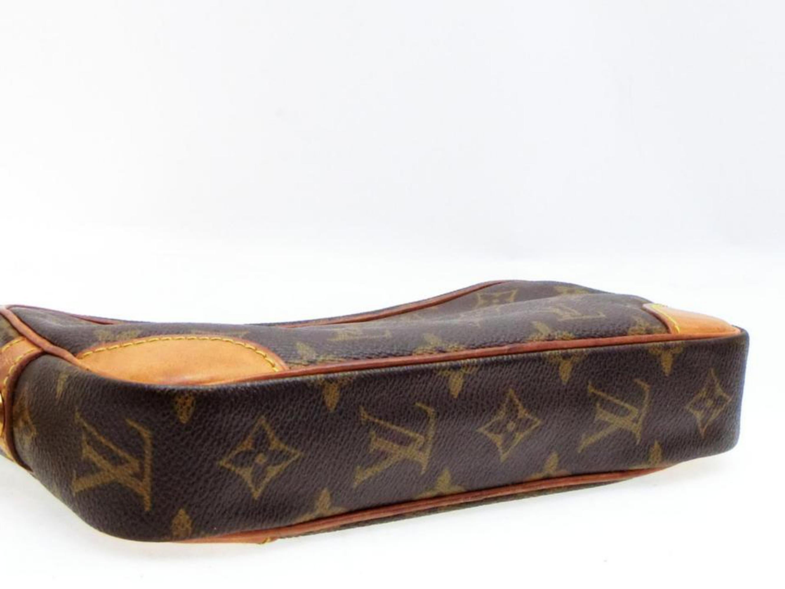 Louis Vuitton Marly Dragonne Marly Pochette Monogram Pm 232726 Brown Clutch For Sale 4