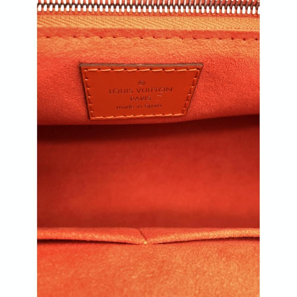 LOUIS VUITTON Marly Handbag in Orange Leather 3