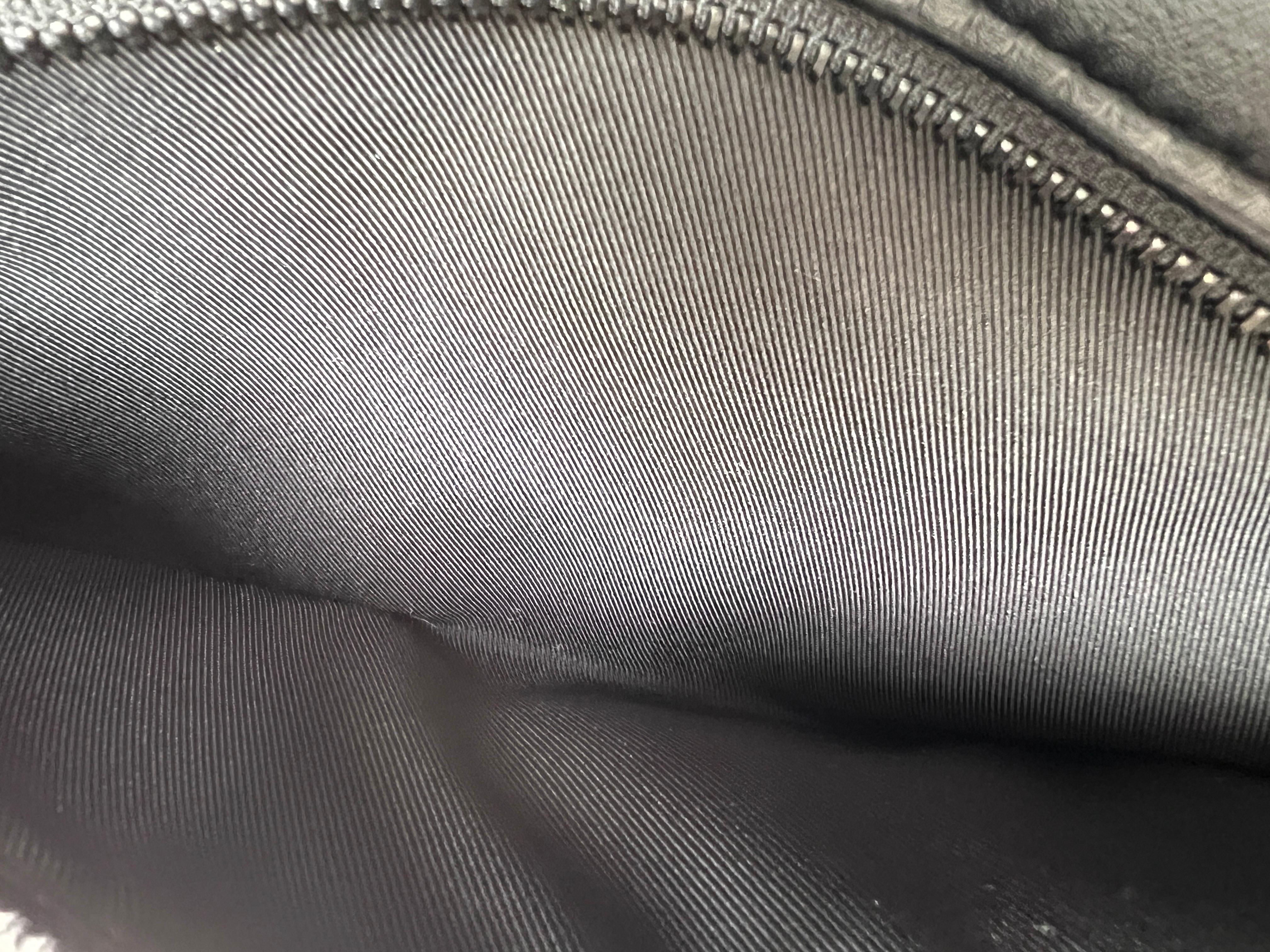 Louis Vuitton Marsupio Discovery PM Galaxy Monogram For Sale 10
