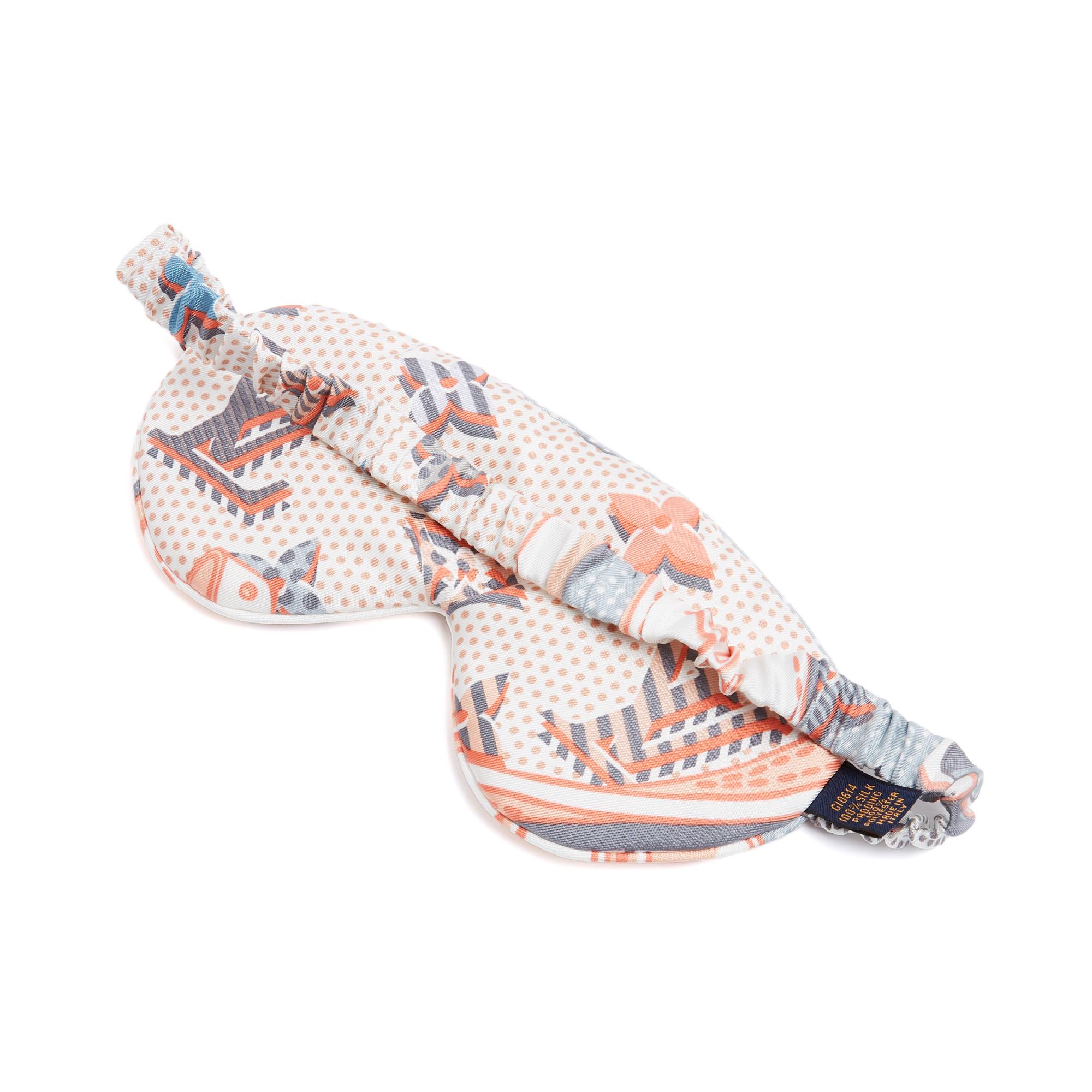 Louis Vuitton Masque de Sommeil en Soie LV Monogram Silk Twill Eyemask New Beige en venta