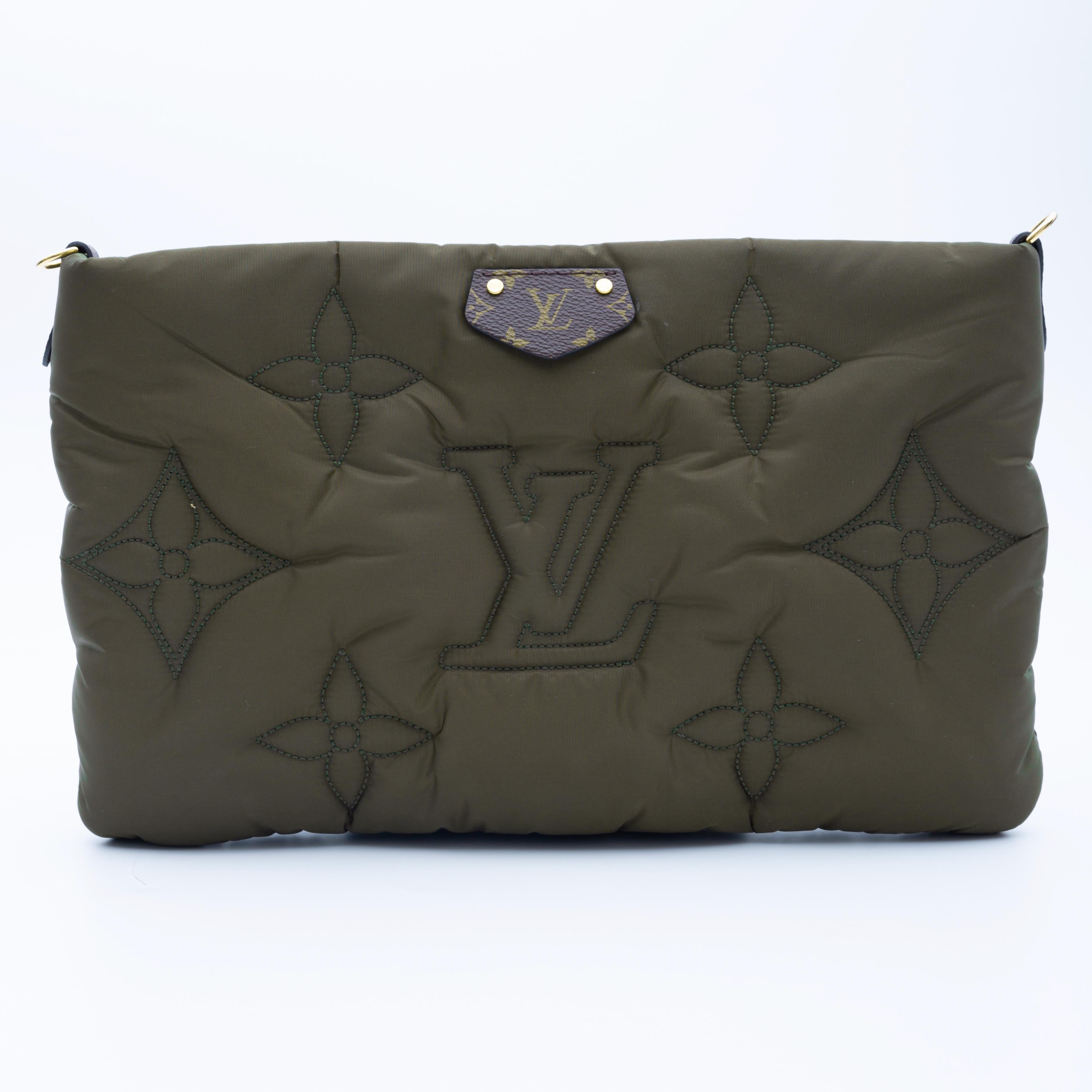 Louis Vuitton Maxi Multi Pochette Accessoires Khaki Green Beige Nylon 2021 For Sale 3