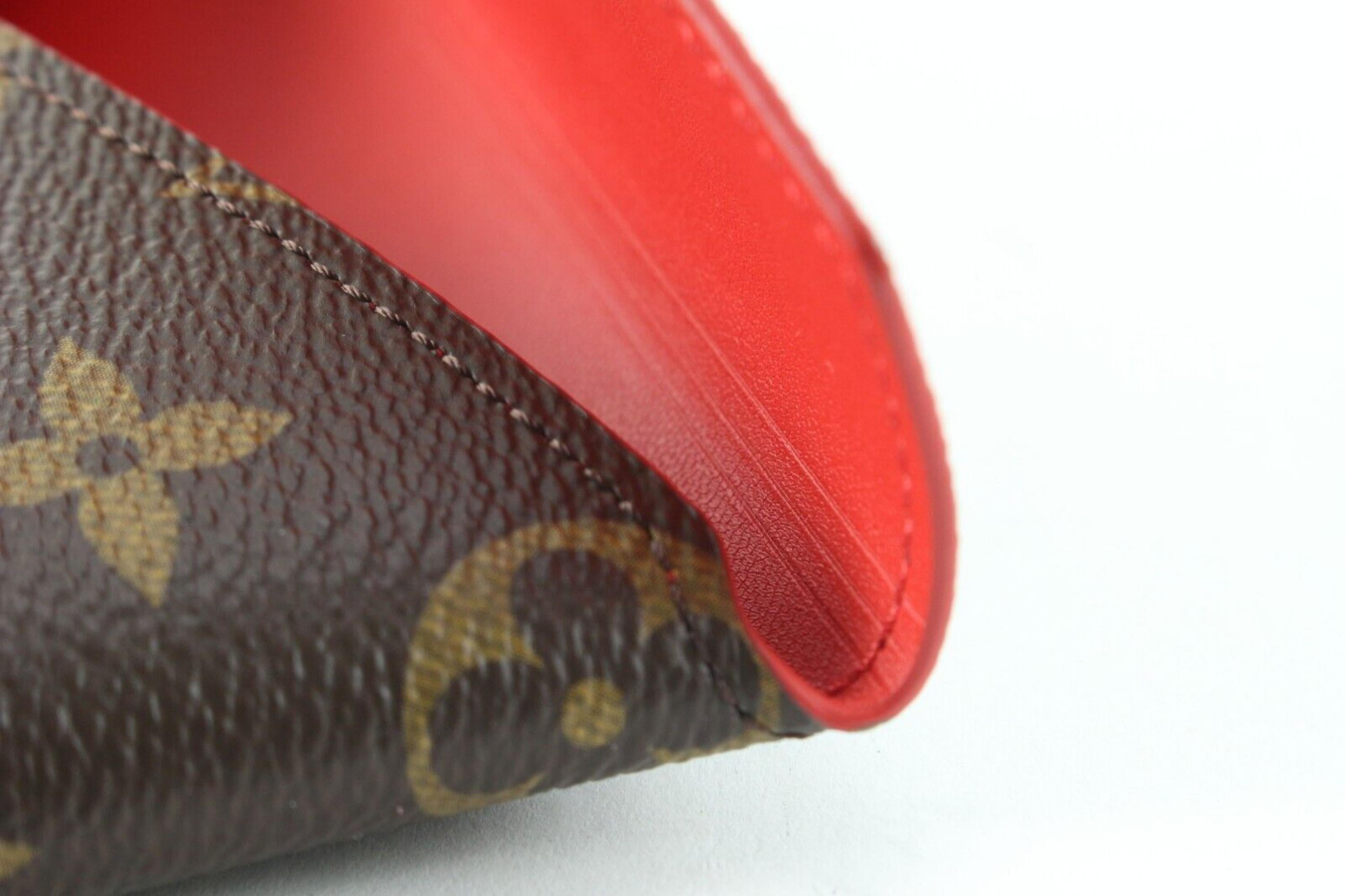 Louis Vuitton Medium Kirigami Pochette MM Envelope Pouch 1LK0509 In Excellent Condition For Sale In Dix hills, NY