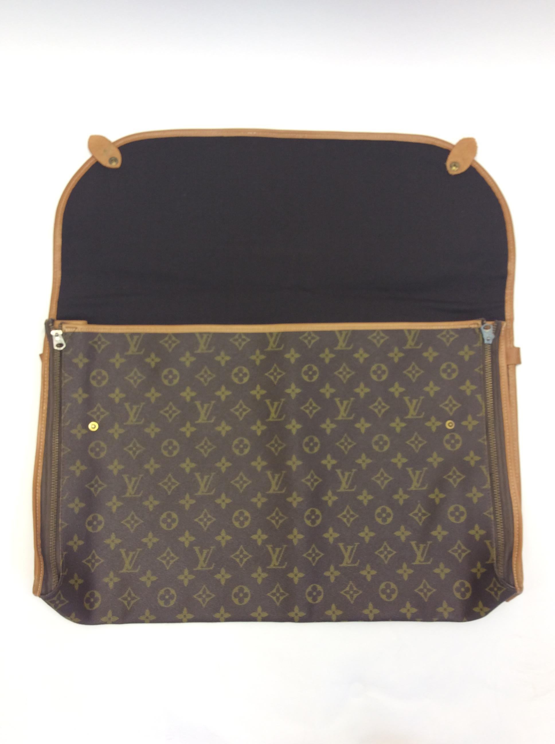 Louis Vuitton Medium Luggage Insert In Good Condition For Sale In Narberth, PA