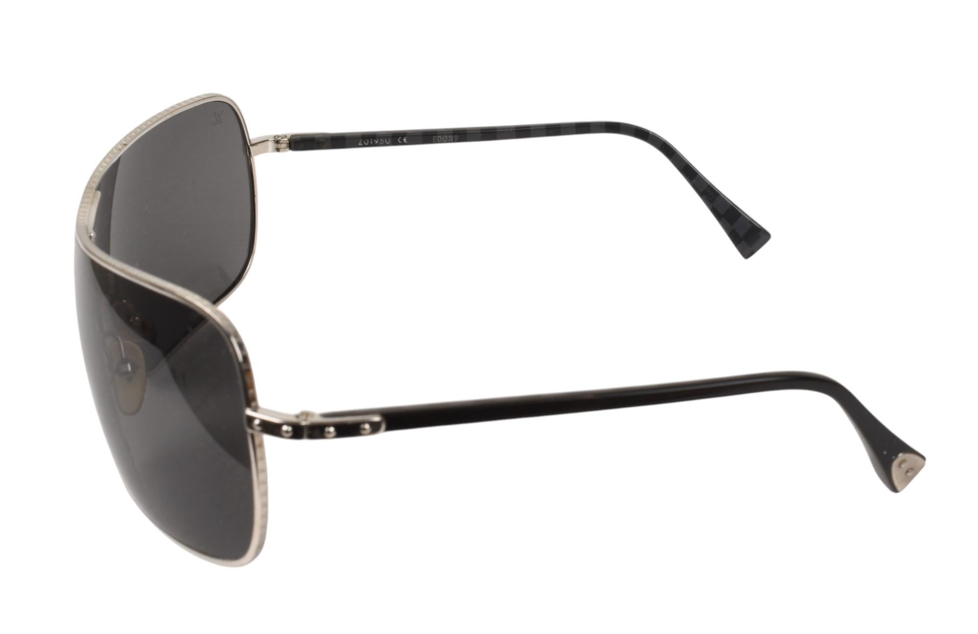 Louis Vuitton Hombre Gafas de Sol Z0195U Máscara de Conspiración Talla M Negro en venta