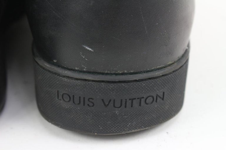 Louis Vuitton Men's Black and Blue Monogram Eclipse Canvas LV Trail Sneaker  – Luxuria & Co.