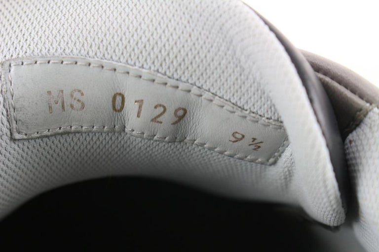 Louis Vuitton Men's 10.5 US Virgil Abloh Trainer Sneaker Low 86lz727s at  1stDibs