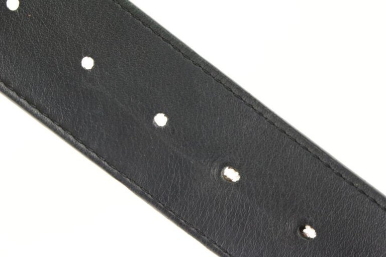 Louis Vuitton Men's 85/34 40MM LV Initials Taurillon Shadow Reversible Belt  1LV9 at 1stDibs