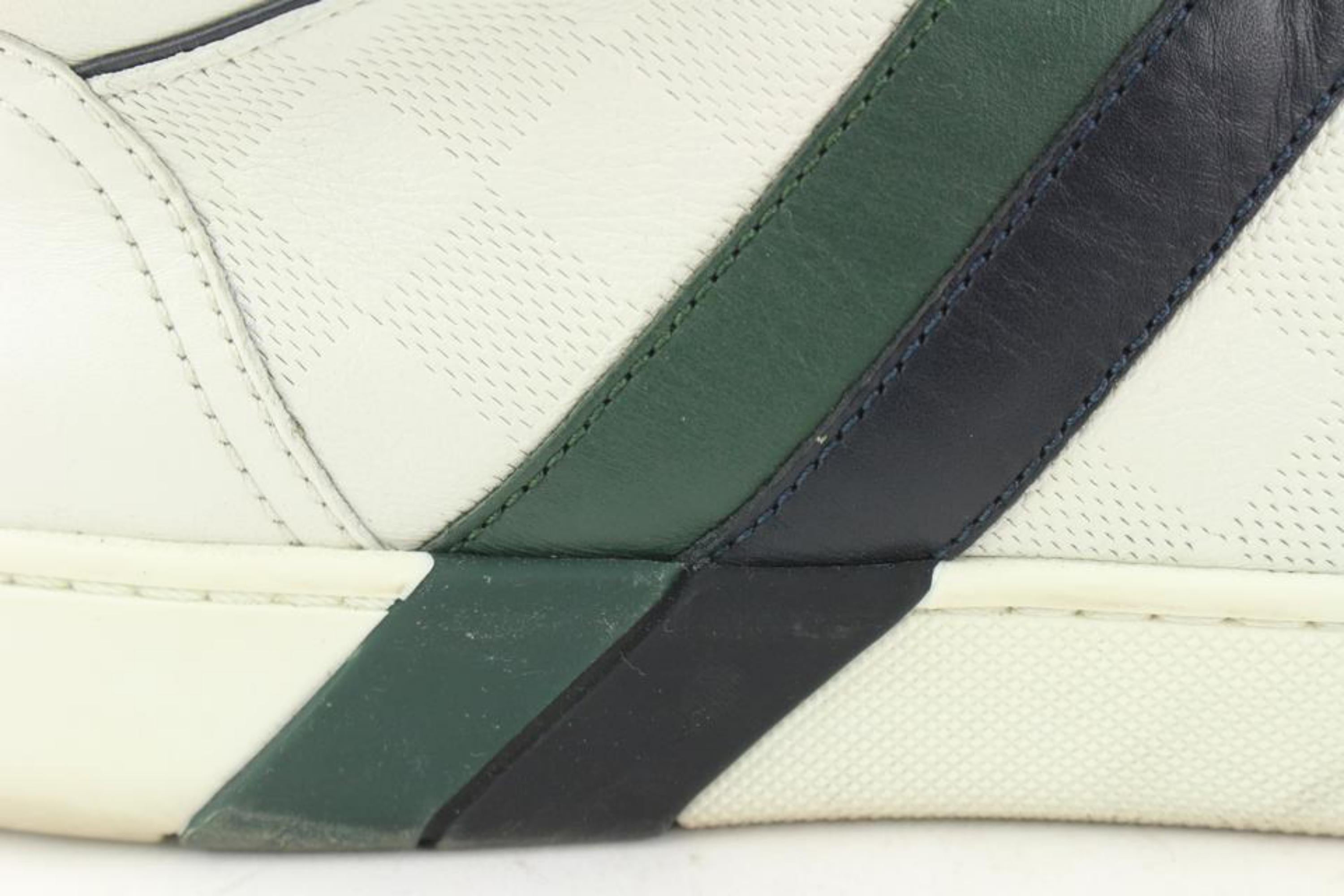 Louis Vuitton Men's 8.5 US Greenx White Damier Infini Leather Sneaker 1117lv8 For Sale 4
