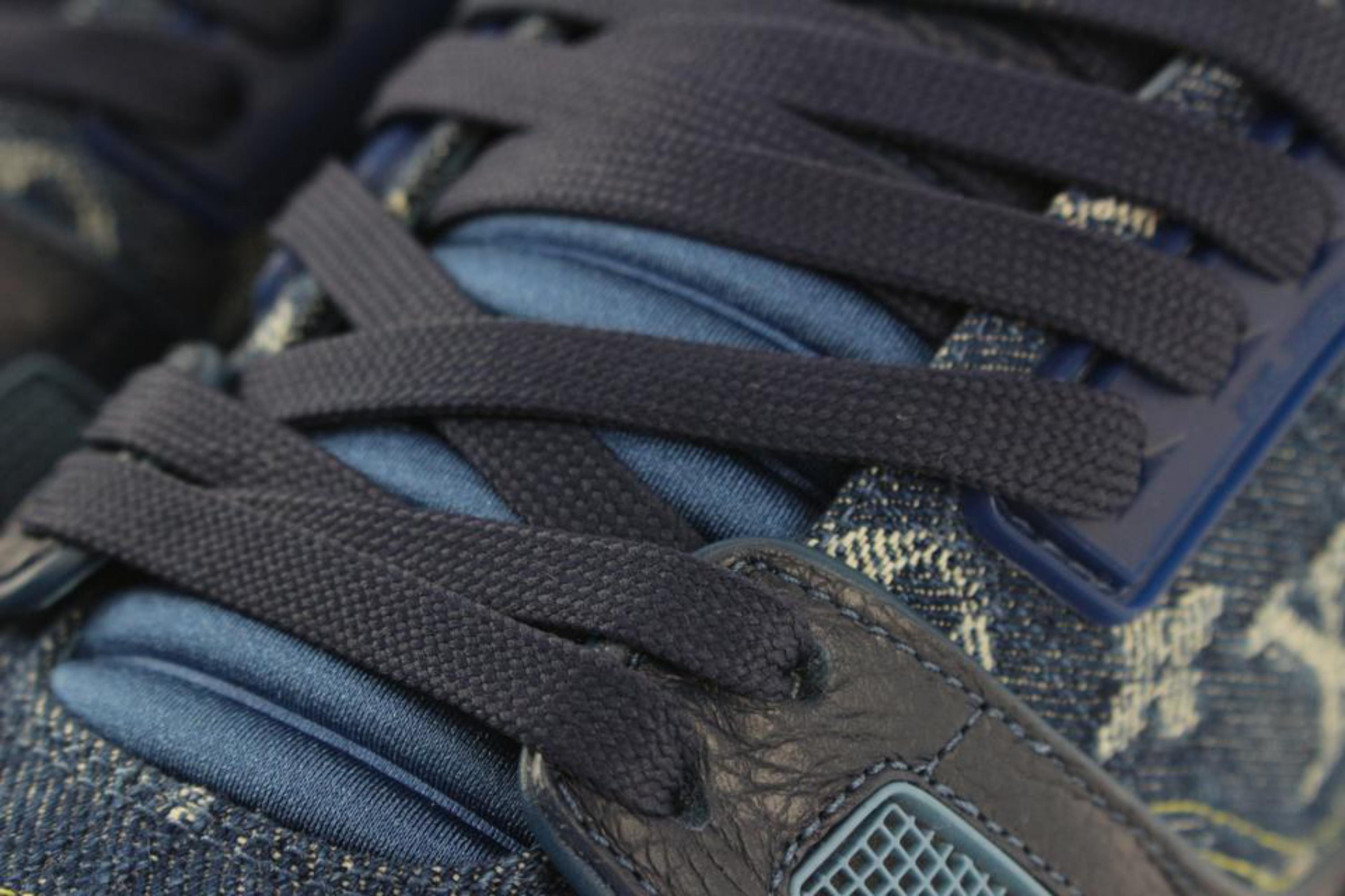 Baskets de sport Louis Vuitton 9 US en jean avec monogramme bleu Virgil, Taille 1115 en vente 4