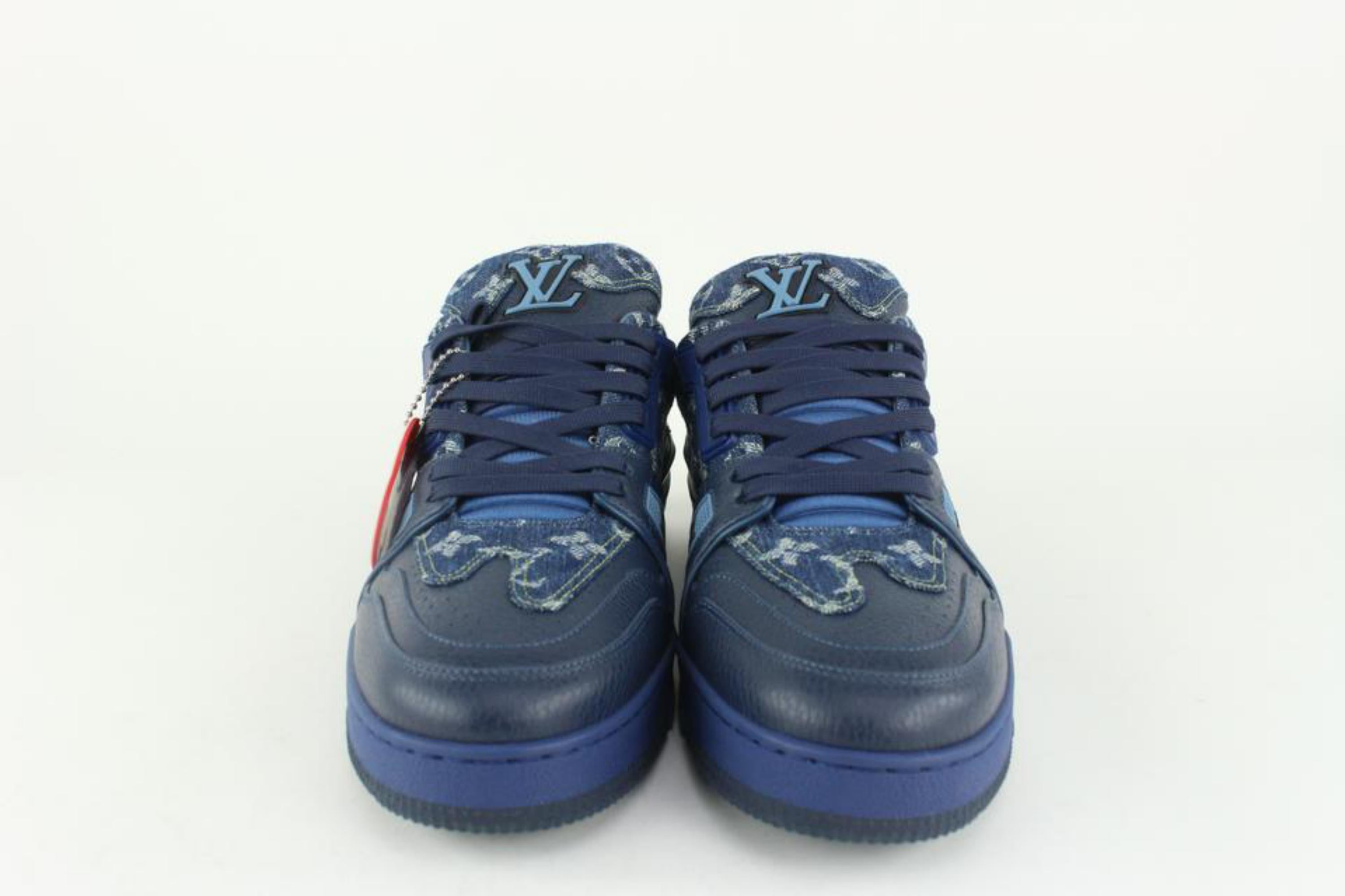 Louis Vuitton Men's 9 US Nigo x Virgil Blue Monogram Denim Trainer Sneaker1115lv In New Condition For Sale In Dix hills, NY