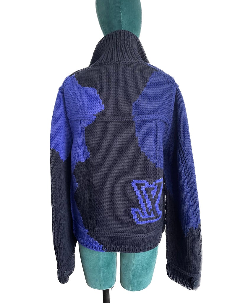 Louis Vuitton Men's Blue Cable knit with metal wax stamp like button For  Sale at 1stDibs